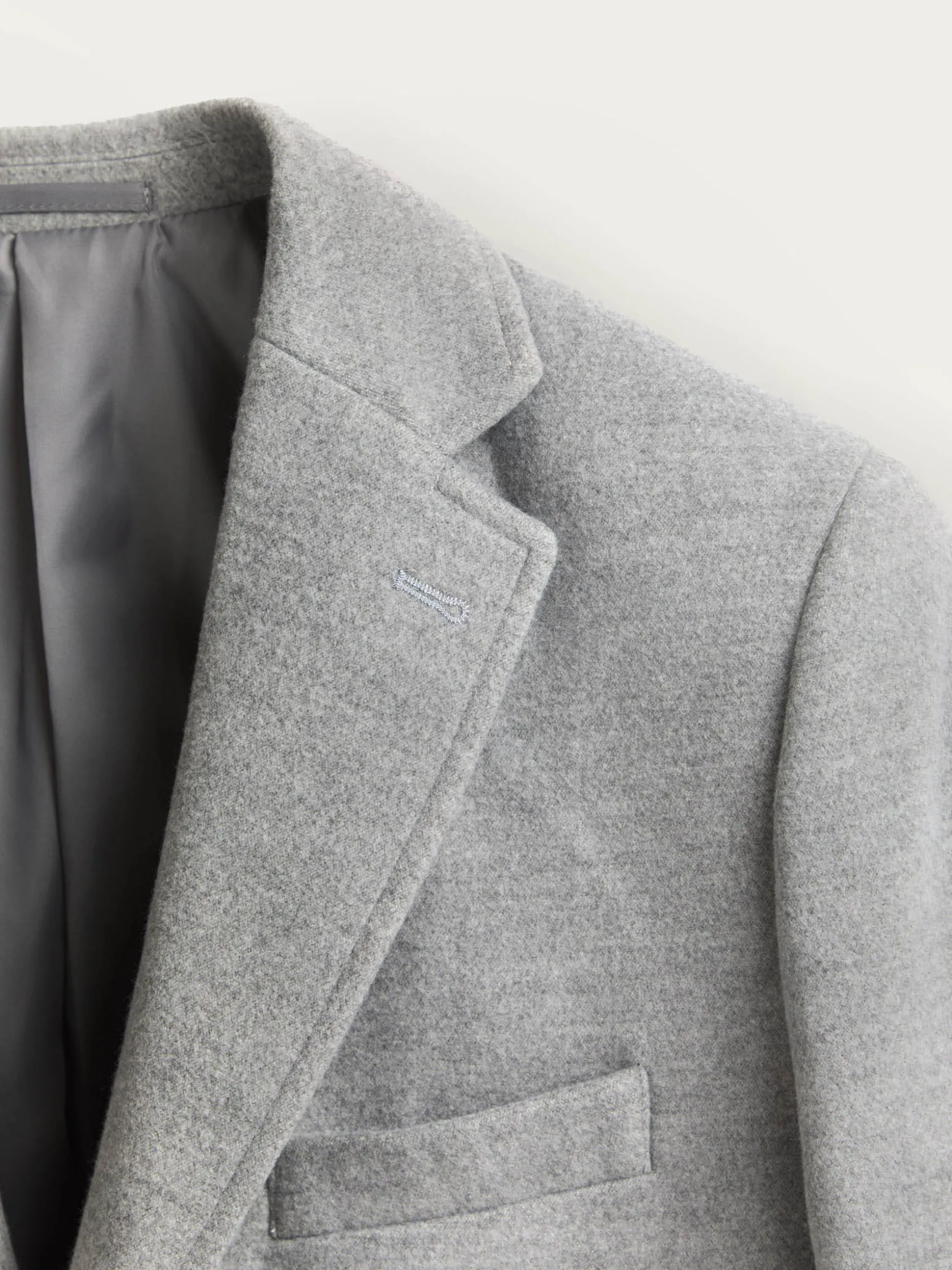 Cappotto Luna Inverno 2024 - Design Minimalista con Giacca Elegante con Cappuccio | Morbido Tessuto Premium per Freddo Intenso | Collezione Esclusiva Álvaro Moreno