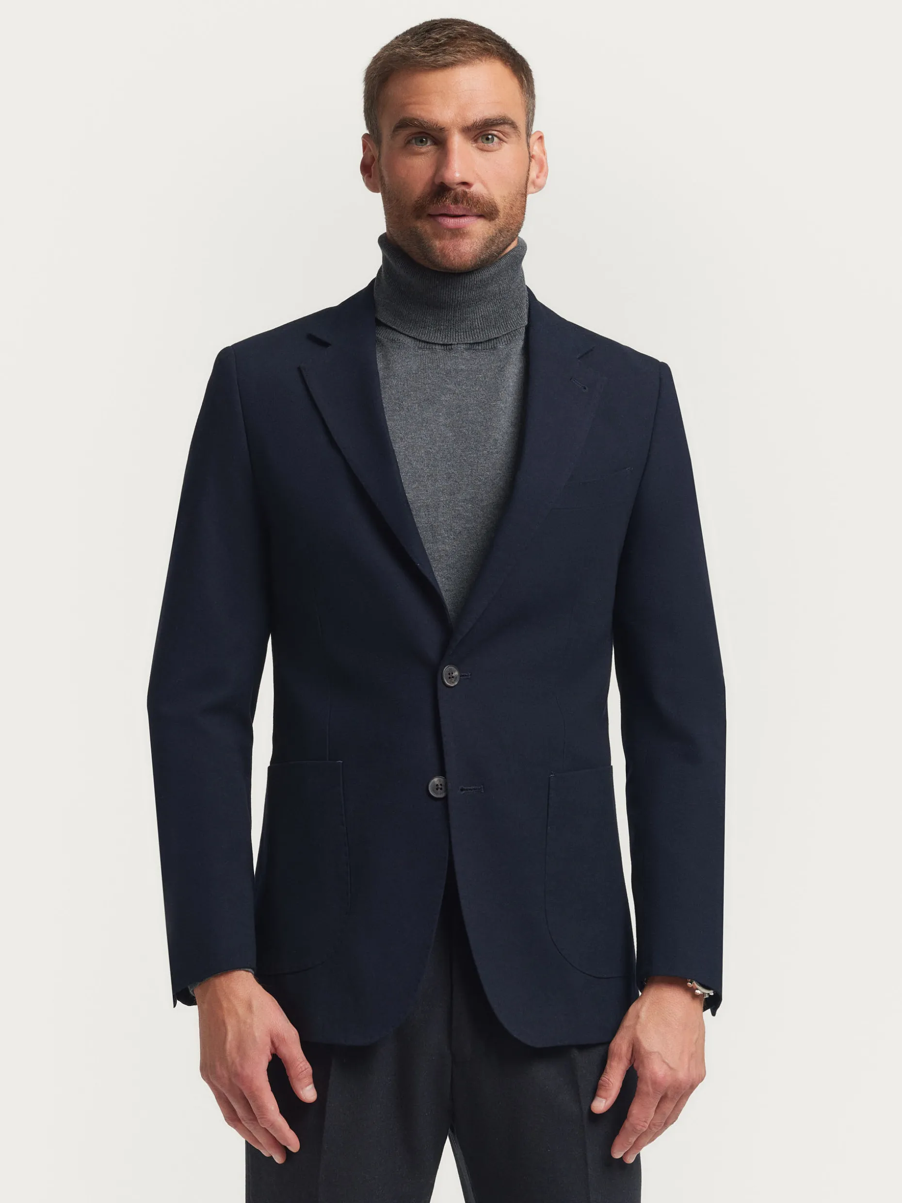 Giacca essenziale in twill lavorato - Linea classica Alvaro Moreno

(：，