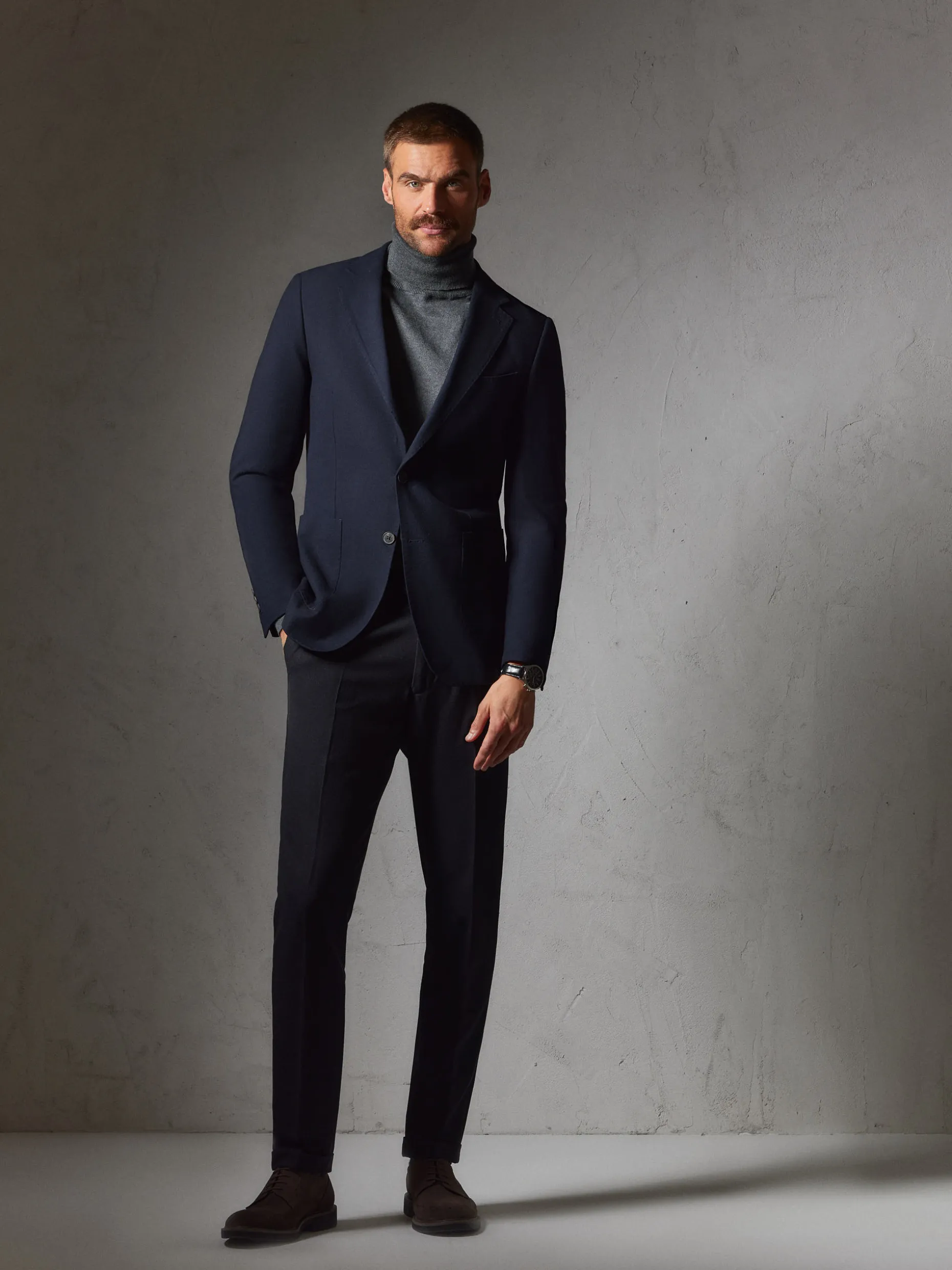 Giacca essenziale in twill lavorato - Linea classica Alvaro Moreno

(：，