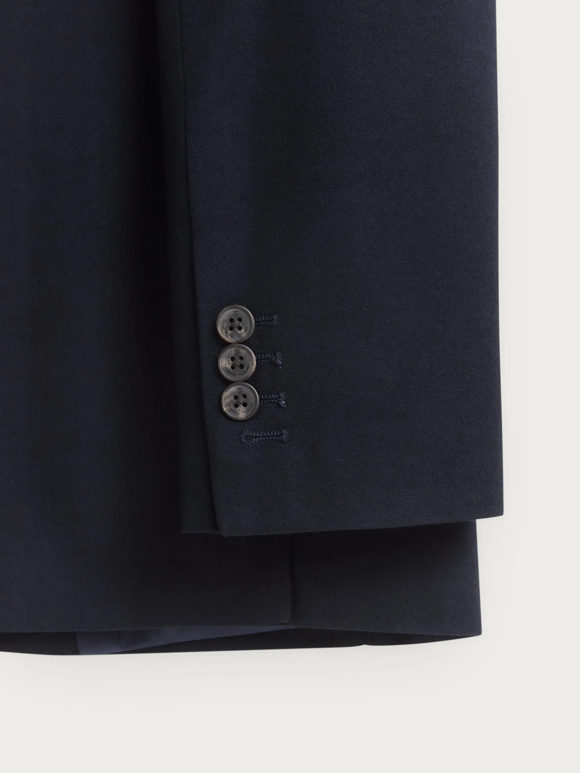 Giacca essenziale in twill lavorato - Linea classica Alvaro Moreno

(：，