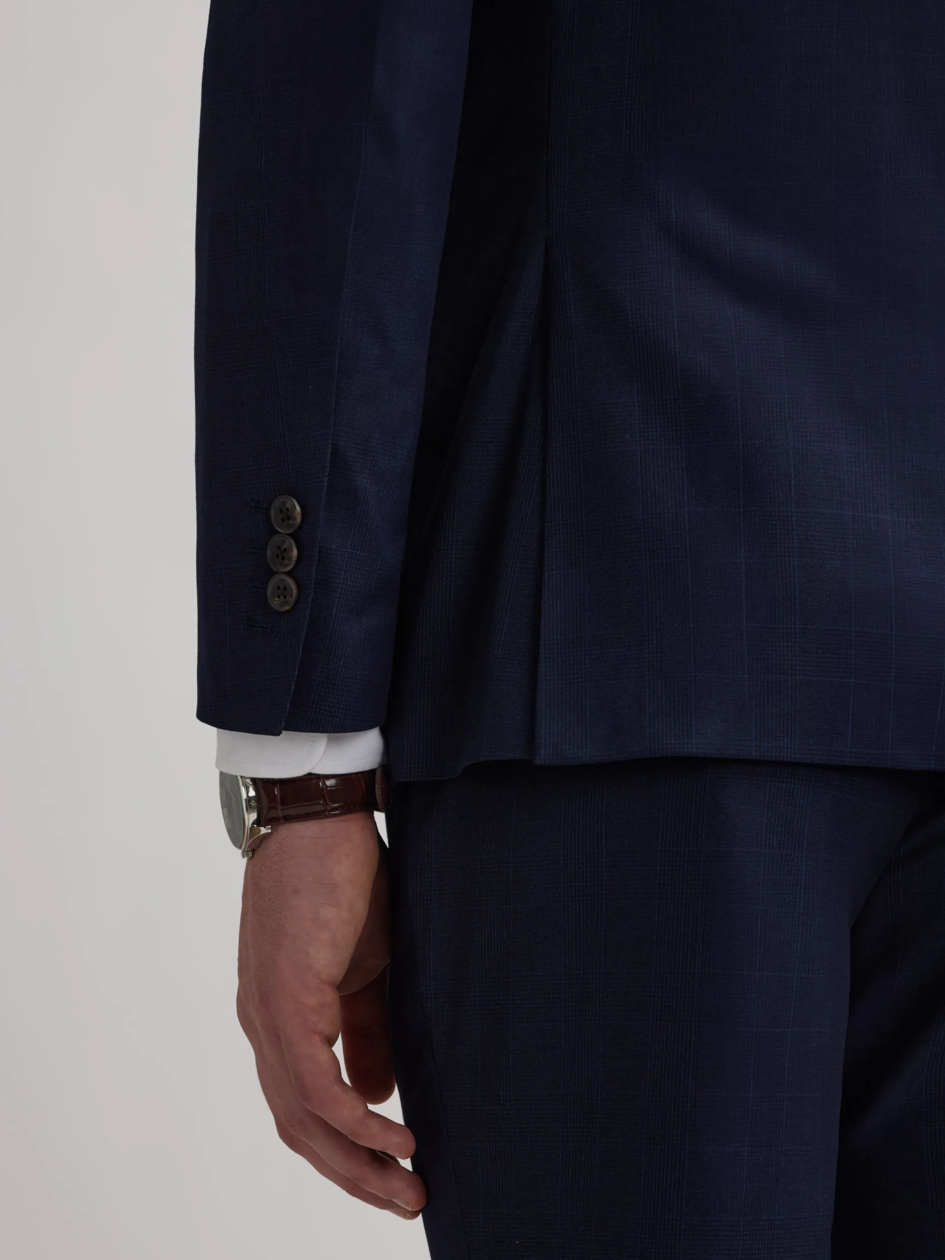 Giacca Americana Elegante in Cotone - Stile Milano di Alvaro Moreno a Prezzo Accessibile

(：，，