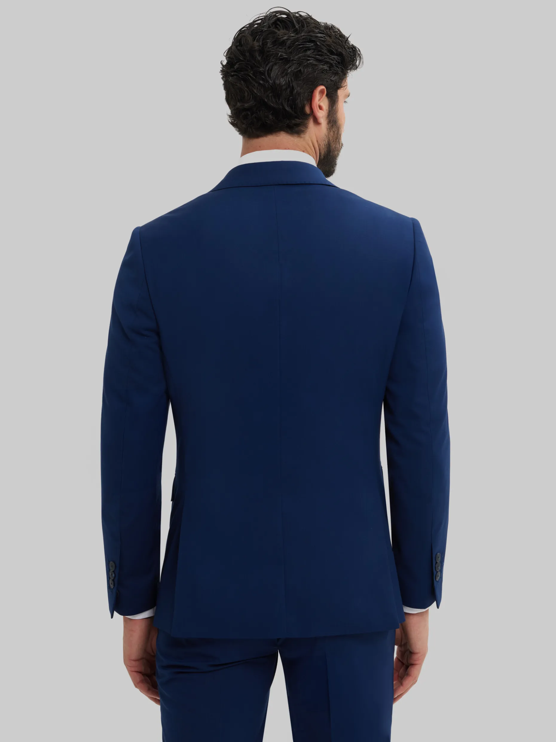Stile Americana Classico - Taglio Slim: Promozione Lampo di Alvaro Moreno, Solo Oggi!