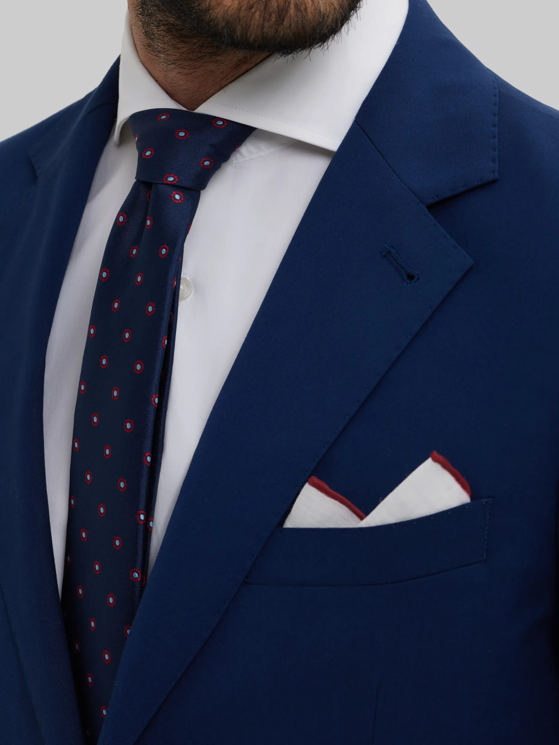 Stile Americana Classico - Taglio Slim: Promozione Lampo di Alvaro Moreno, Solo Oggi!