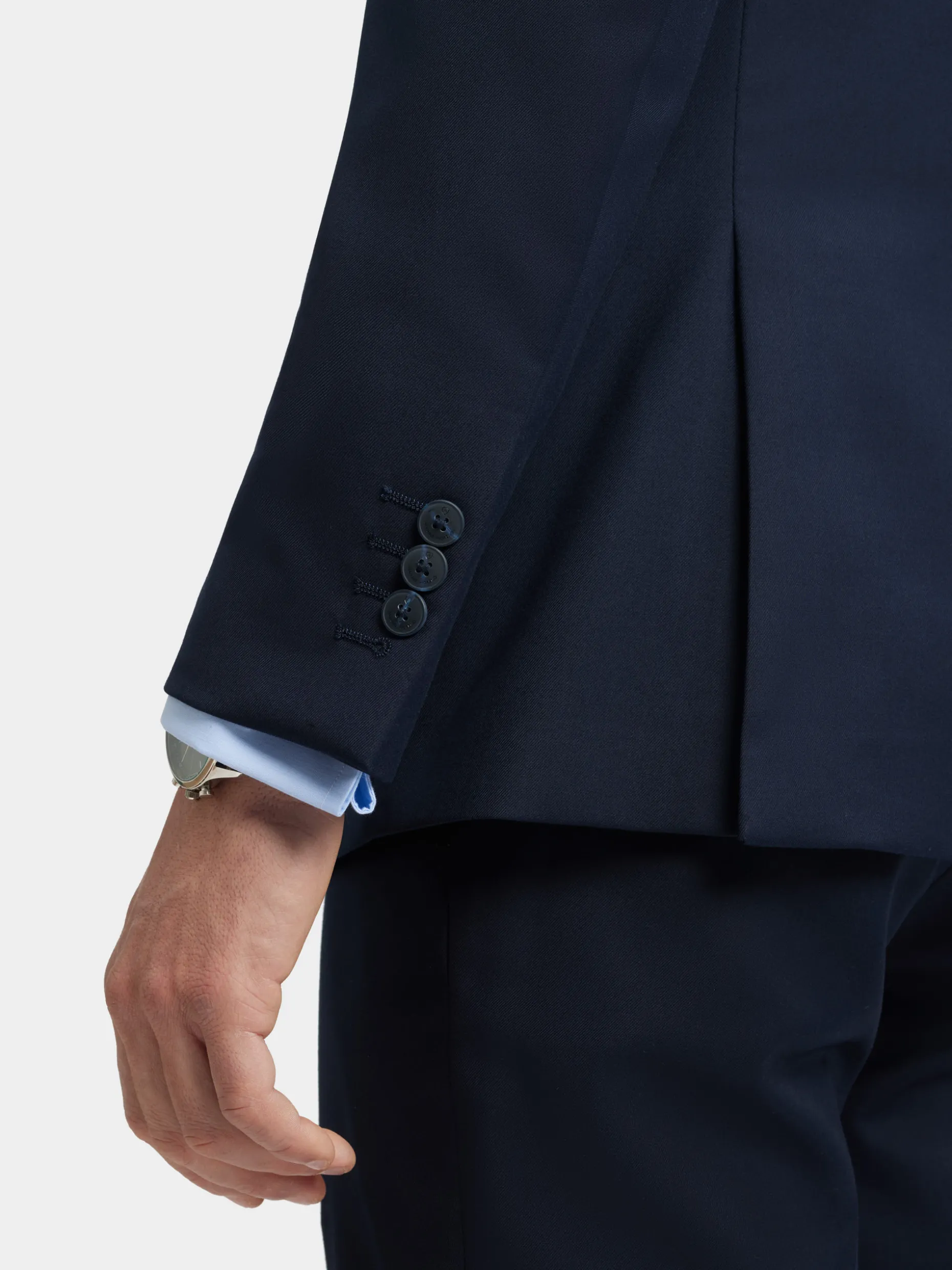 Abito Uomo in Twill Incrociato - Stile Classico di Alvaro Moreno Collection