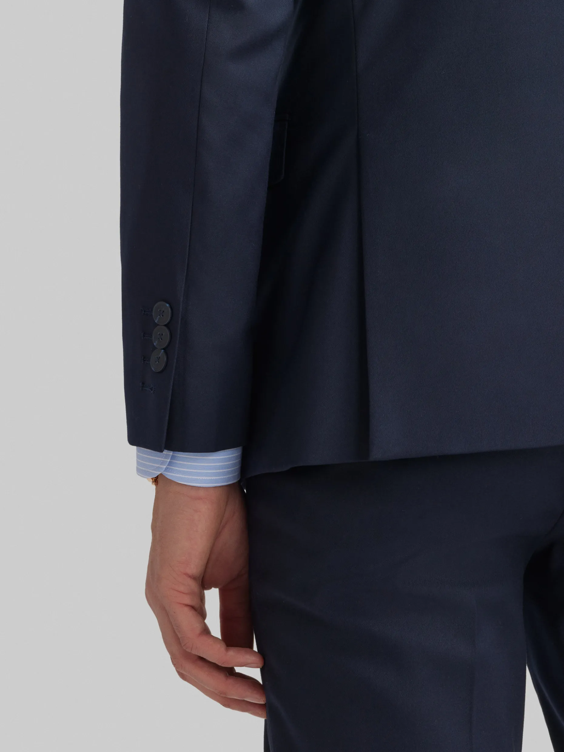 Maglietta Essential Stile Americano in Twill Incrociato - Collezione Alvaro Moreno a Prezzo Accessibile