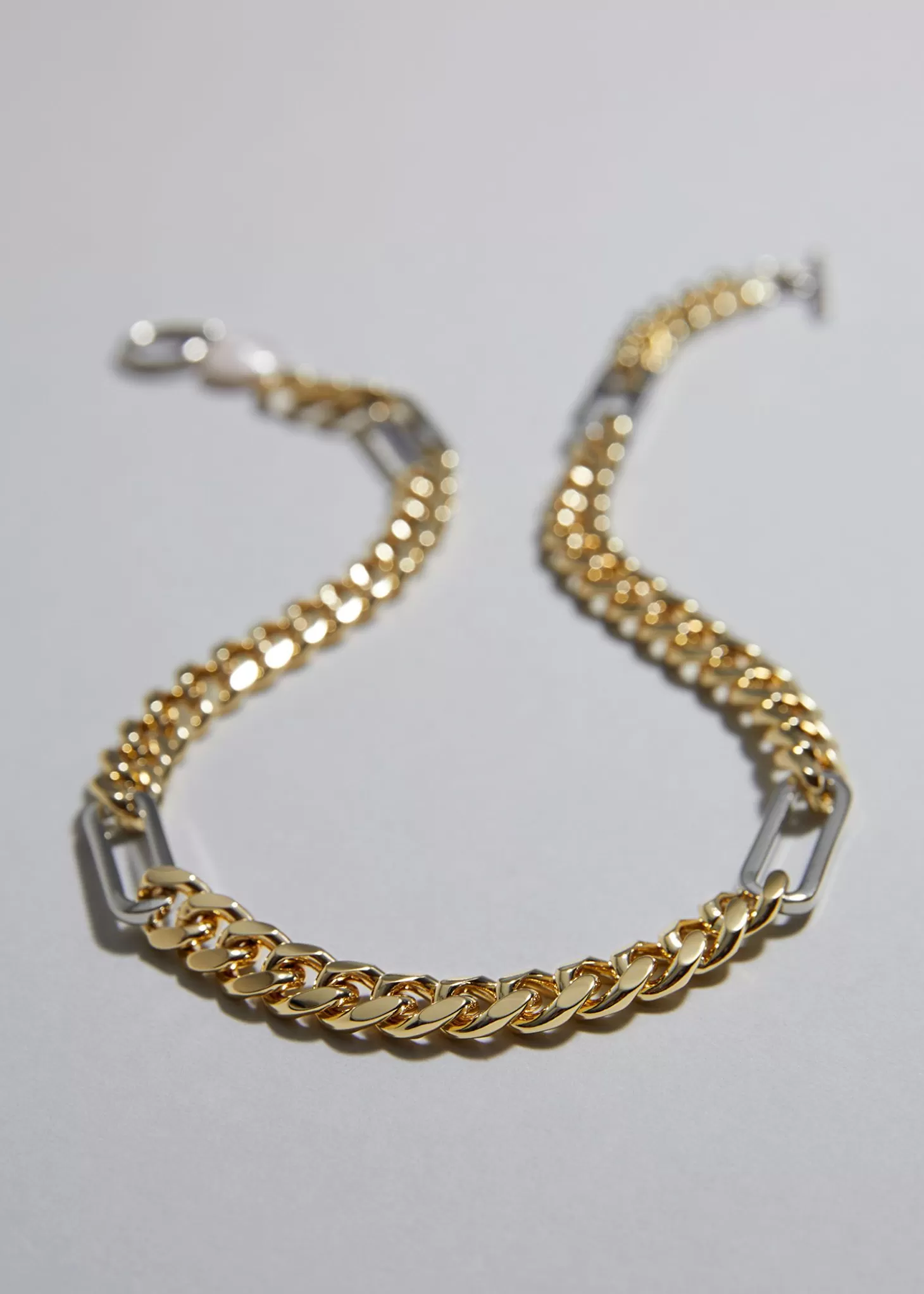 Collana Elegante in Oro 18k con Design Acero Naturale - Gioielli Minimalisti by Store & Other Stories
