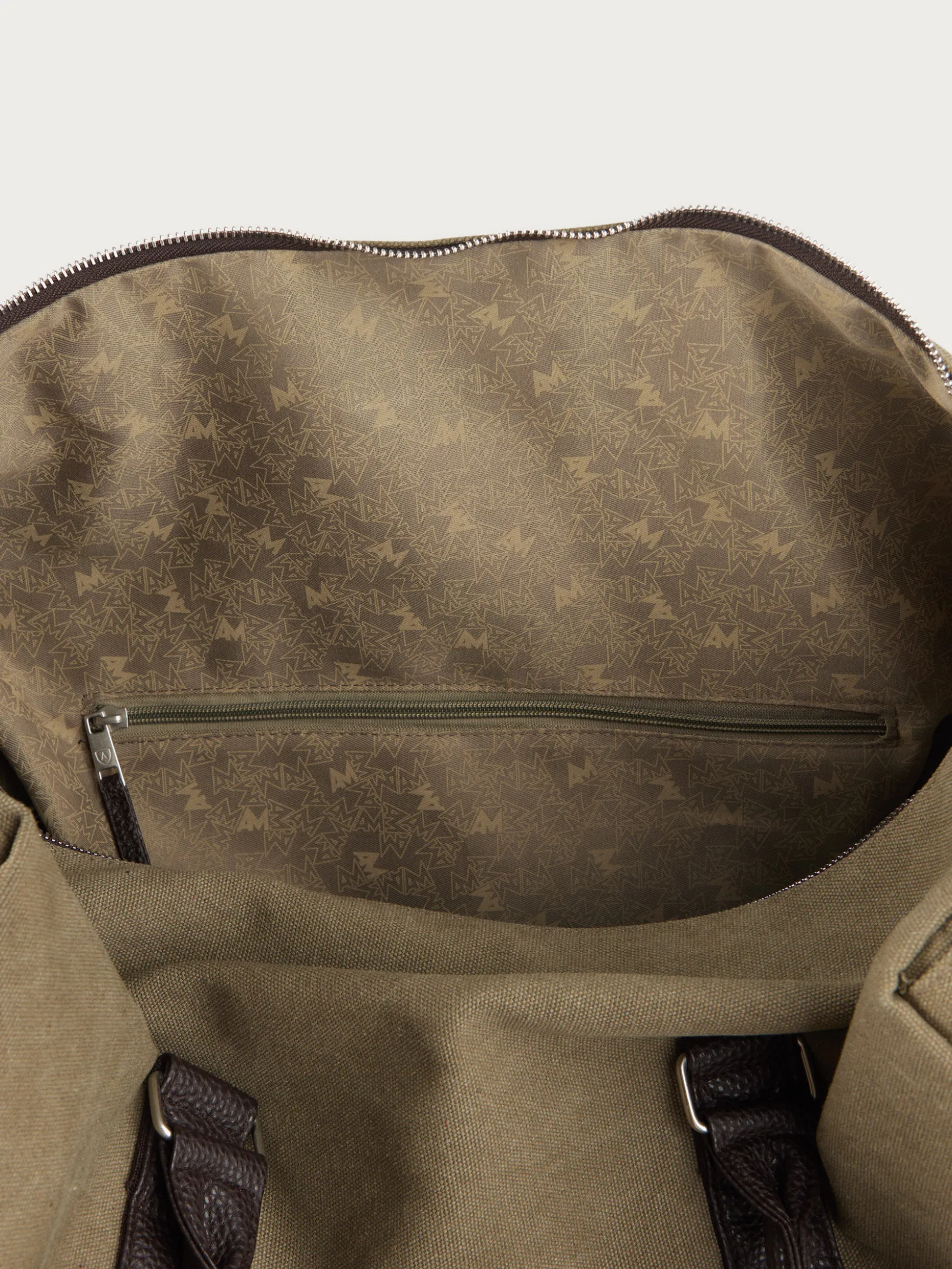 Borsa Nolan – Elegante e Funzionale con Nuovo Design di Alvaro Moreno, Ideale per Uso Quotidiano e Occasioni Speciali