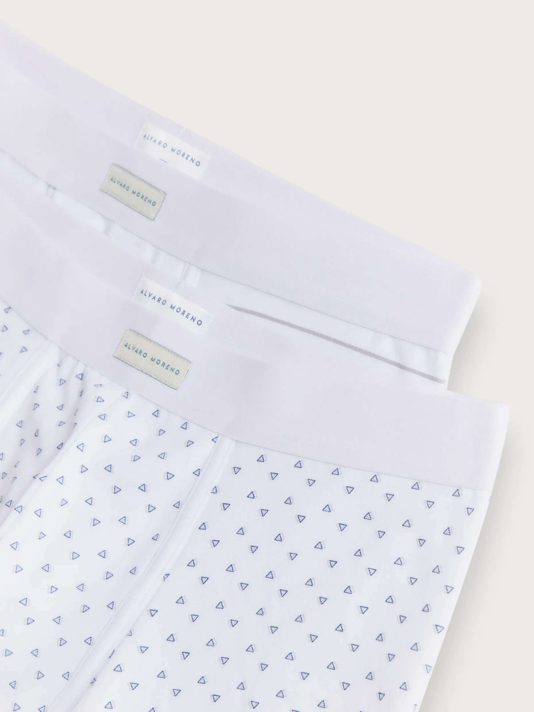 Alvaro Moreno Intimo - Boxer Uomo Classici in Edizione Limitata | Confezione Esclusiva Shop Digitale

(：，