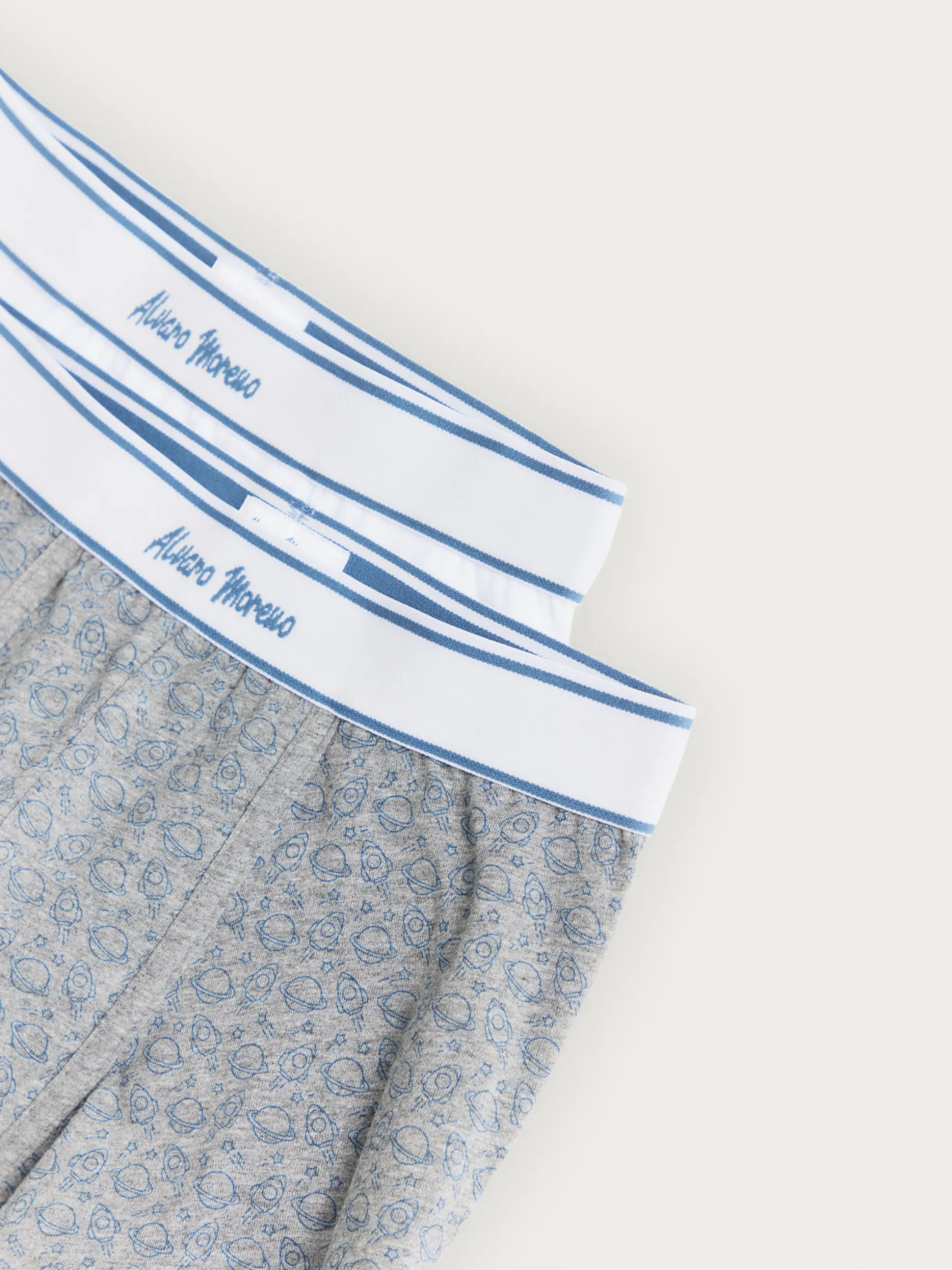 Alvaro Moreno: Boxer Bambini Confortevoli in Grigio - Design Esclusivo per la Moda Junior