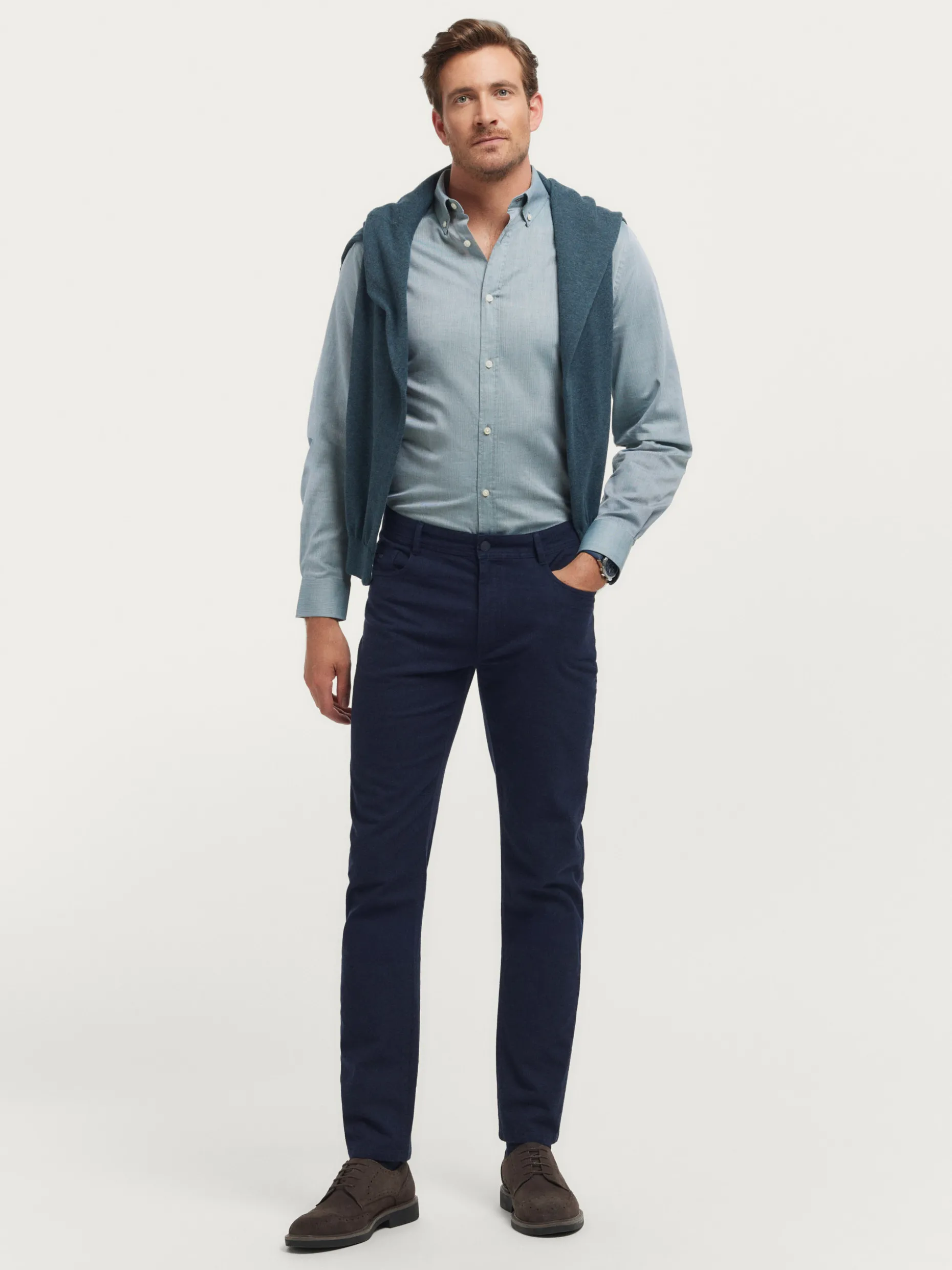 CAMICIA UOMO IN TESSUTO MICROSPIGA - MODELLO CLASSICO DI ÁLVARO MORENO COLLEZIONE PRIMAVERA 

(：Álvaro Moreno，，，)