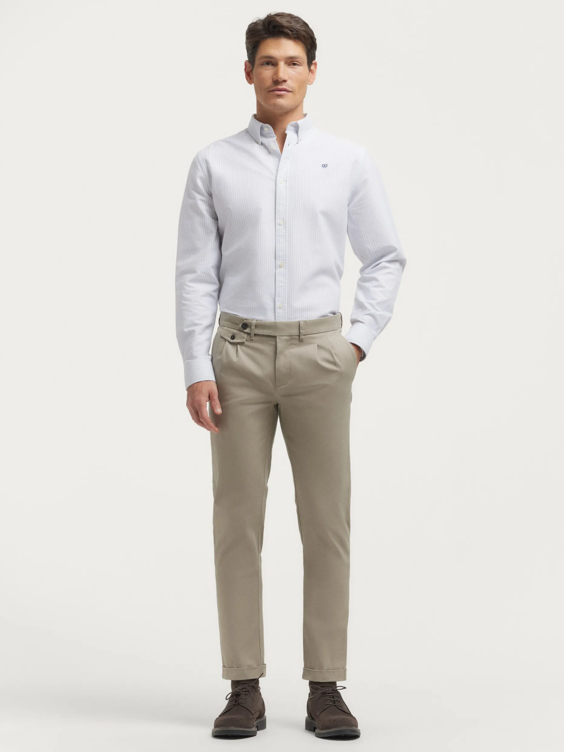 Camicia Oxford Aston Uomo - Stile Casual in Cotone Premium | Collezione Alvaro Moreno
(:,、,)