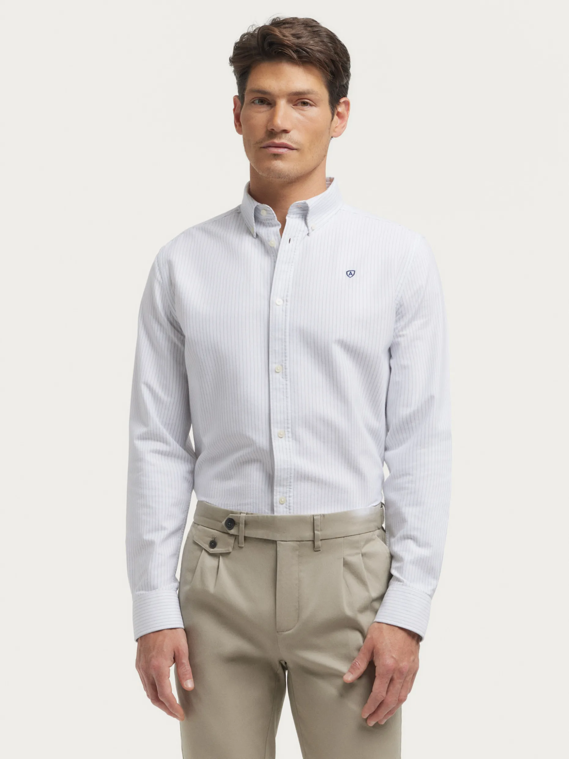 Camicia Oxford Aston Uomo - Stile Casual in Cotone Premium | Collezione Alvaro Moreno
(:,、,)