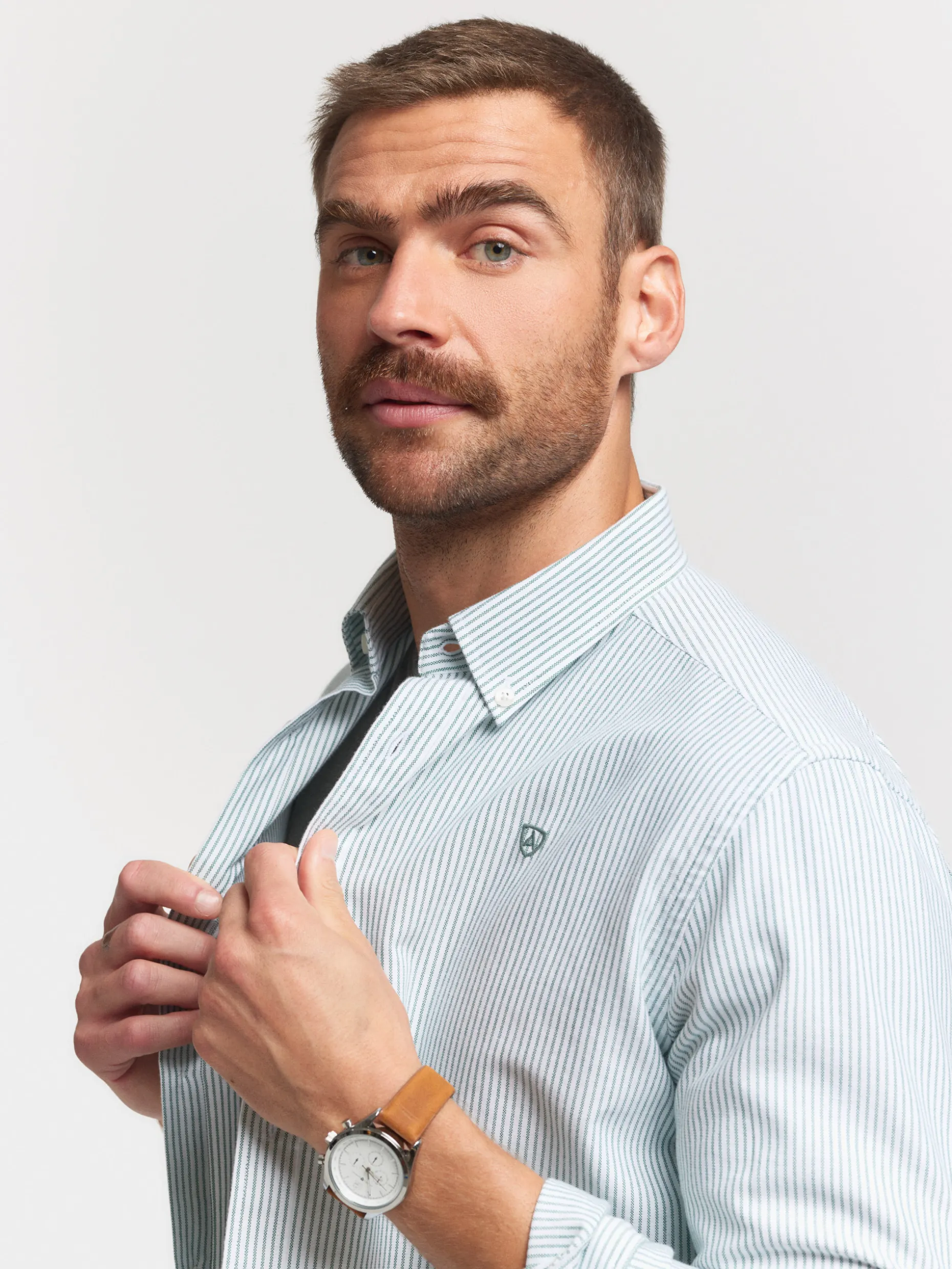 Camicia Elegante in Tessuto Oxford di Alta Qualità - Stile Regent by Álvaro Moreno | Sconti Esclusivi per Tempo Limitato