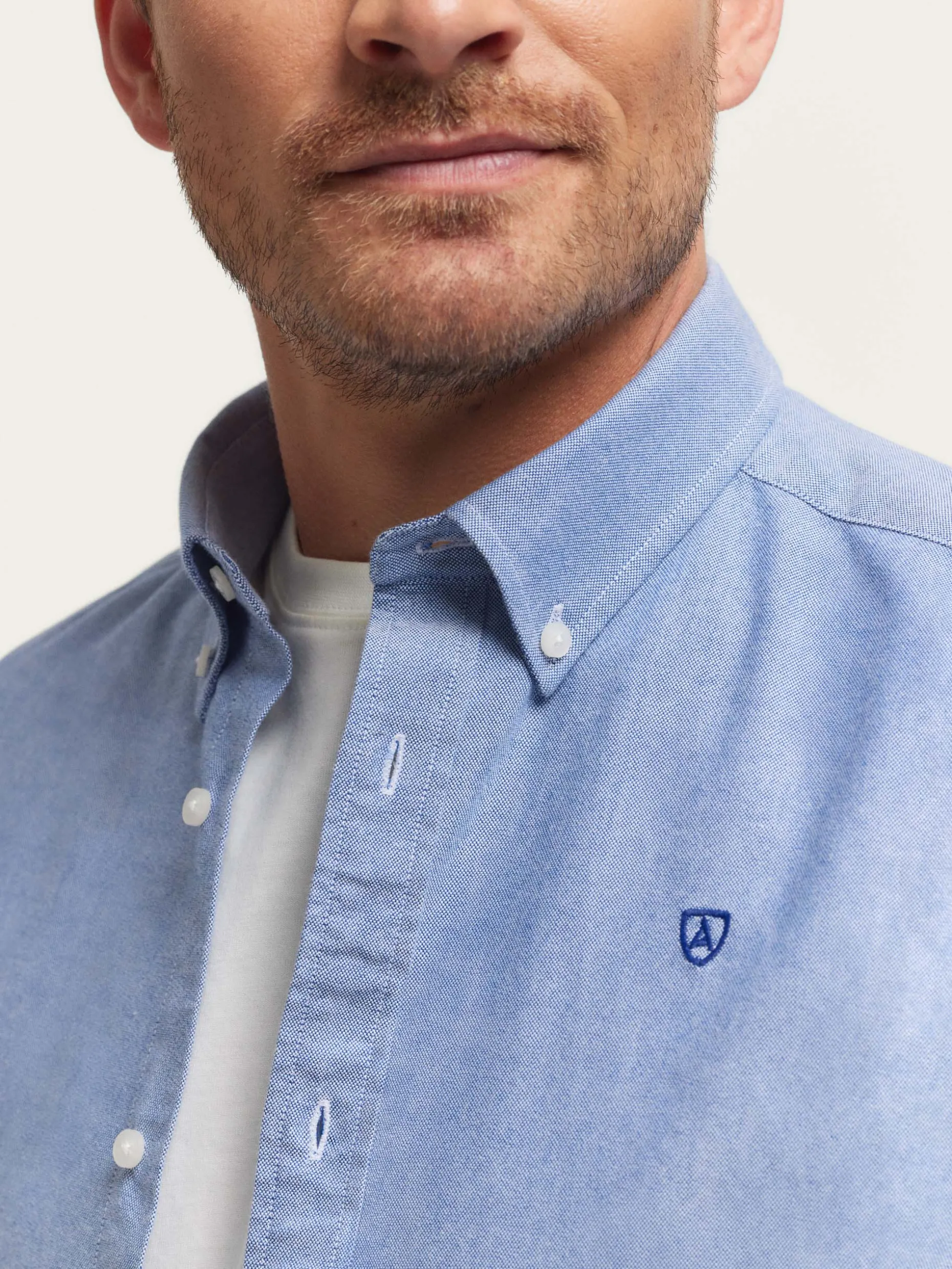 Camicia Oxford Uomo in Tessuto Unicolore - Design Classico di Álvaro Moreno® per Stile Casual Elegante