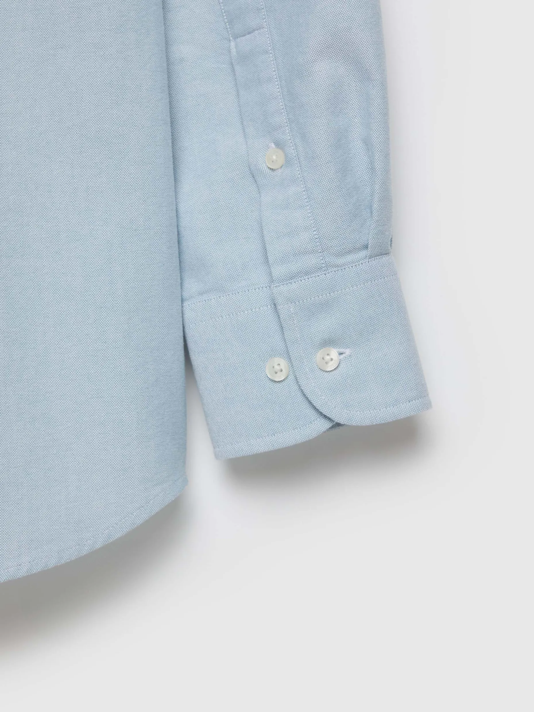 Camicia Oxford Classica in Cotone Puro - Elegante e Resistente | Collezione Uomo Alvaro Moreno
Camicia Casual Oxford Premium - Tessuto Antigrinza con Taglio Moderno | Alvaro Moreno Shop
Camicia Uomo Oxford 100% Cotone - Confezione Elegante con Bottoni Rinforzati | Alvaro Moreno Boutique