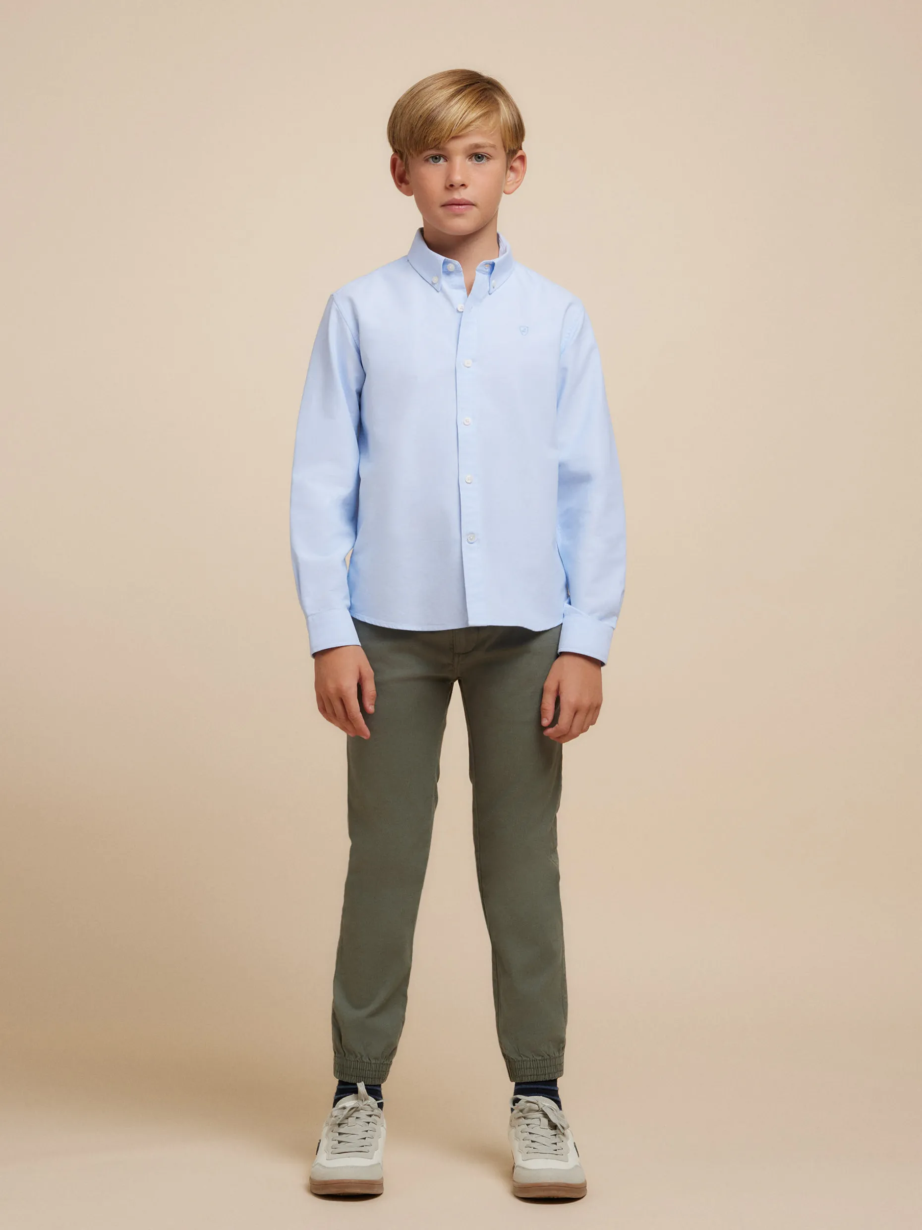 Camicia Classica in Tessuto Oxford per Giovani Stilisti - Collezione Alvaro Moreno | Novità Stagionale | Confortevole e Resistente