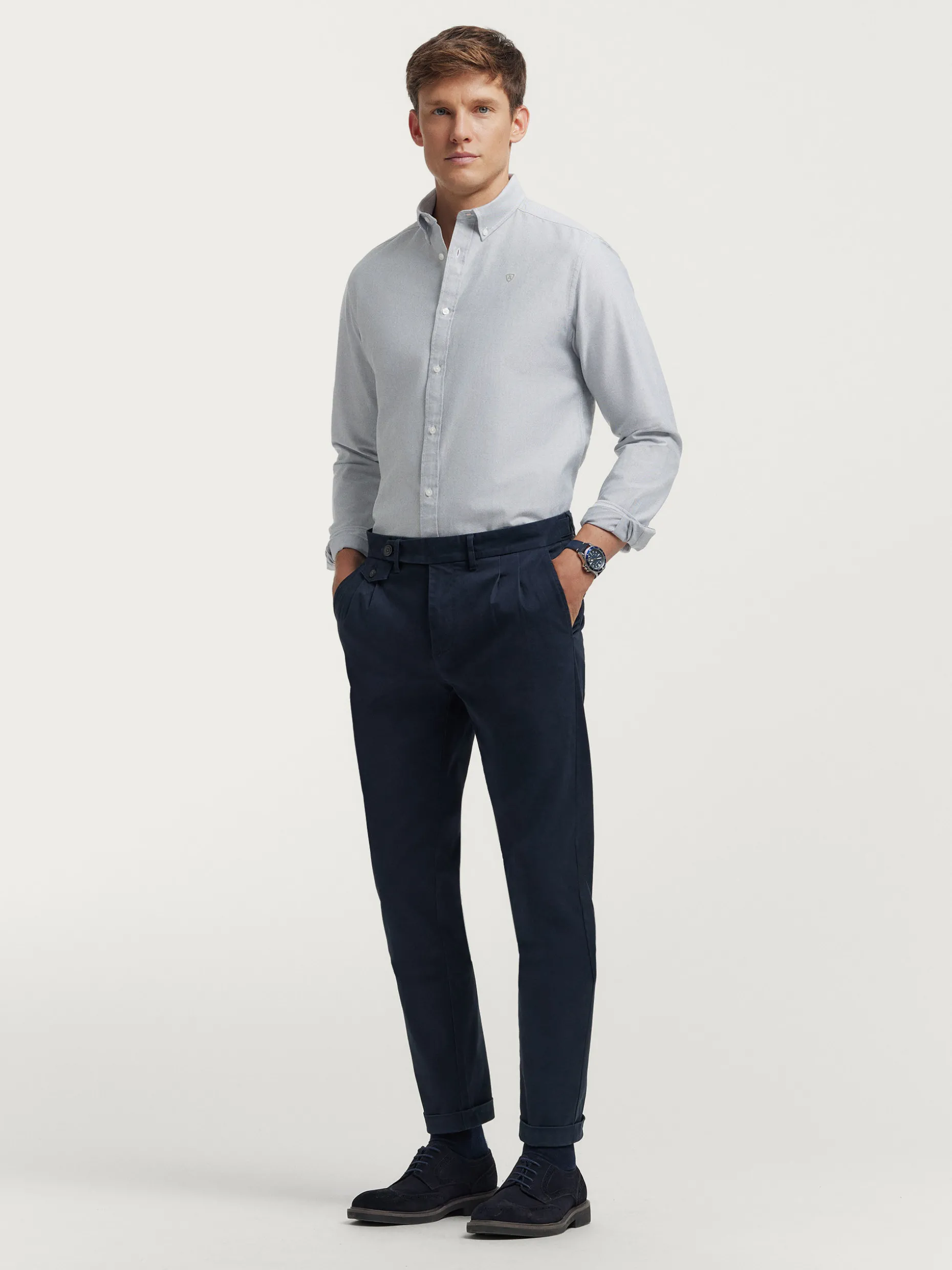 Camicia Oxford Classica in Tessuto Liscio - Stile Timeless di Alvaro Moreno | Vendite Exclusive