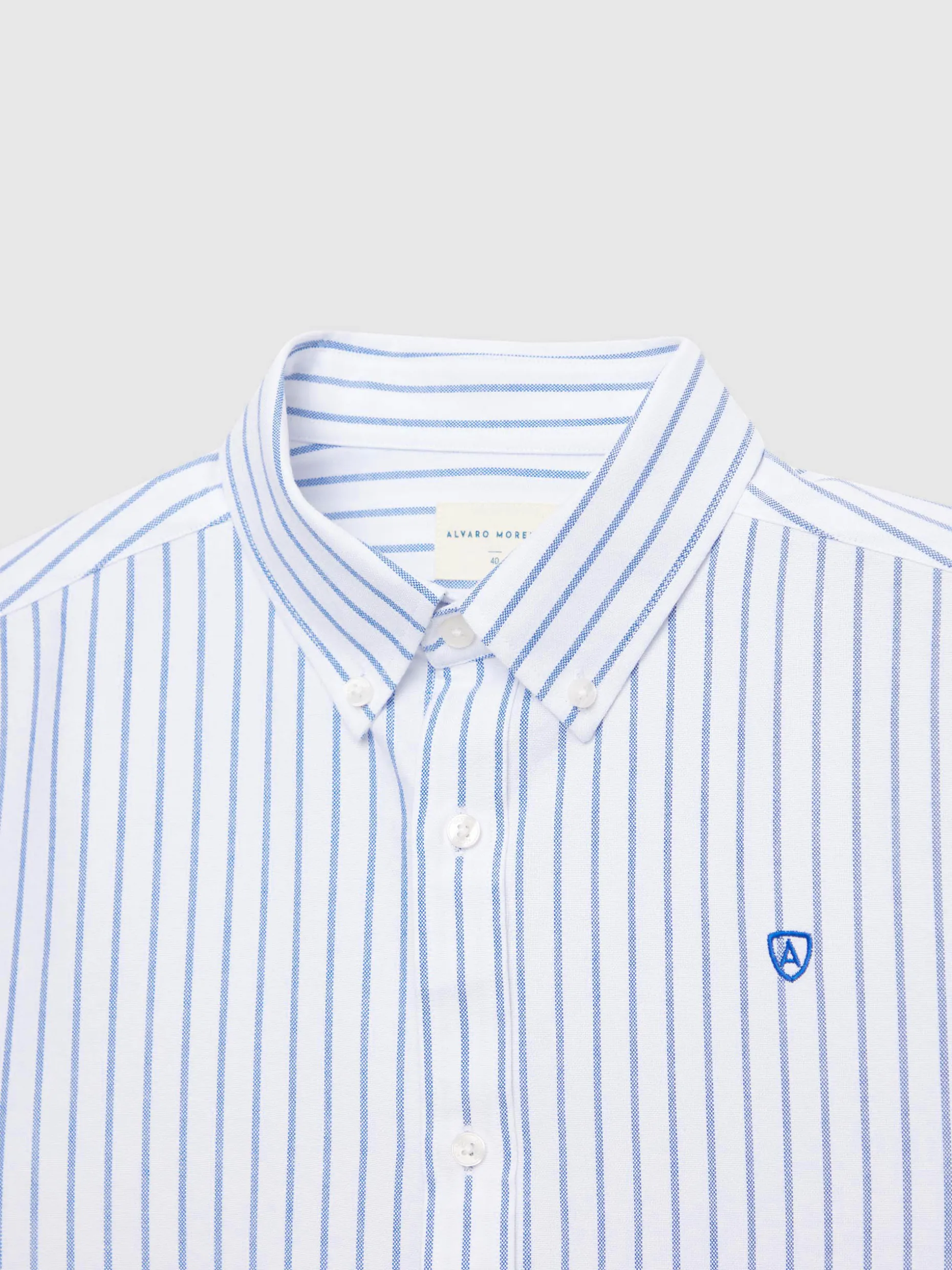 Camicia Oxford Elegante Uomo - Stilizzata in Tessuto Traspirante | Promozione Fine Stock Alvaro Moreno