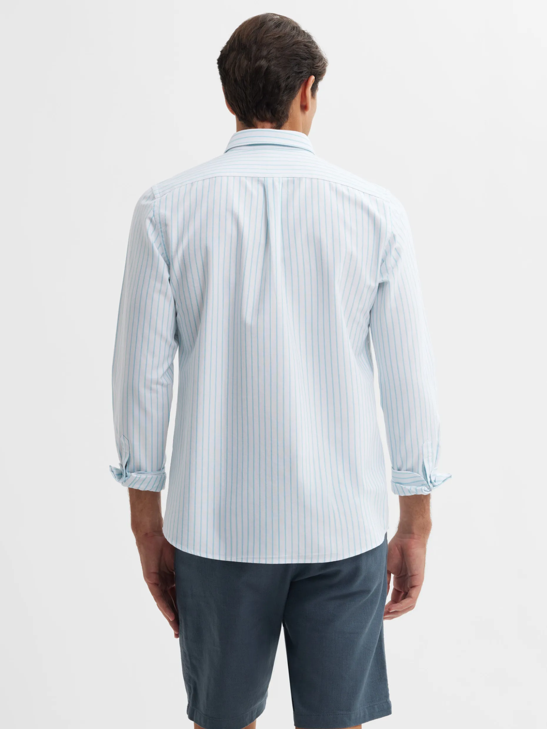Camicia Oxford Uomo di Alvaro Moreno - Tessuto Respiro, Stile Casual Elegante con Finiture Premium in Blu Soleggiato