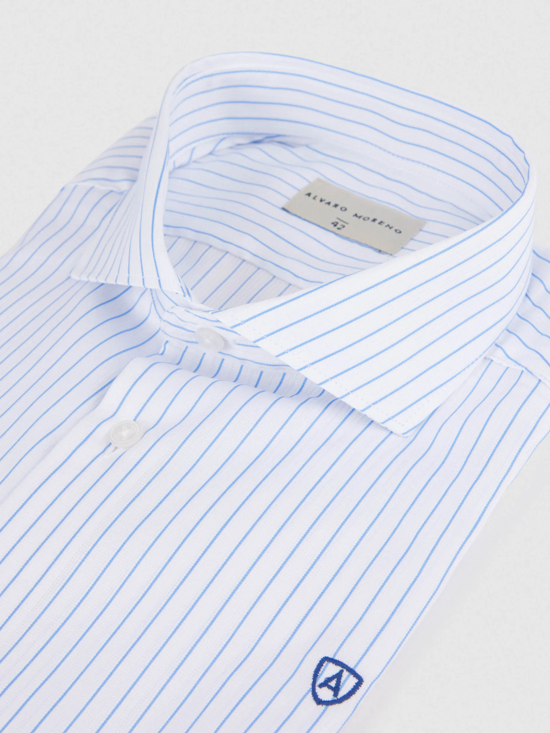 Camicia Uomo Elegante a Righe con Design Strutturato | Collezione Esclusiva Alvaro Moreno Outlet