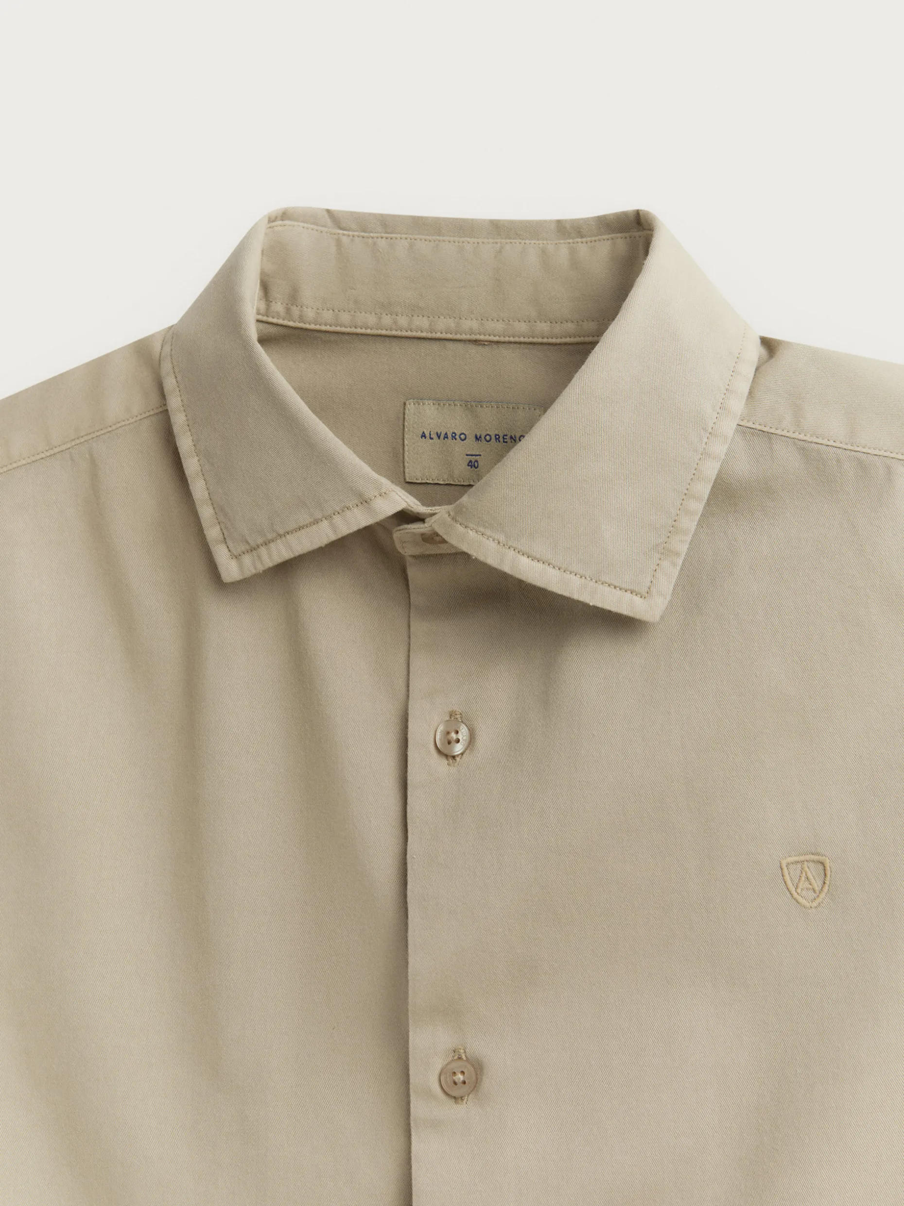 Camicia Elegante in Tessuto Twill con Tintura Artigianale - Collezione Esclusiva Alvaro Moreno