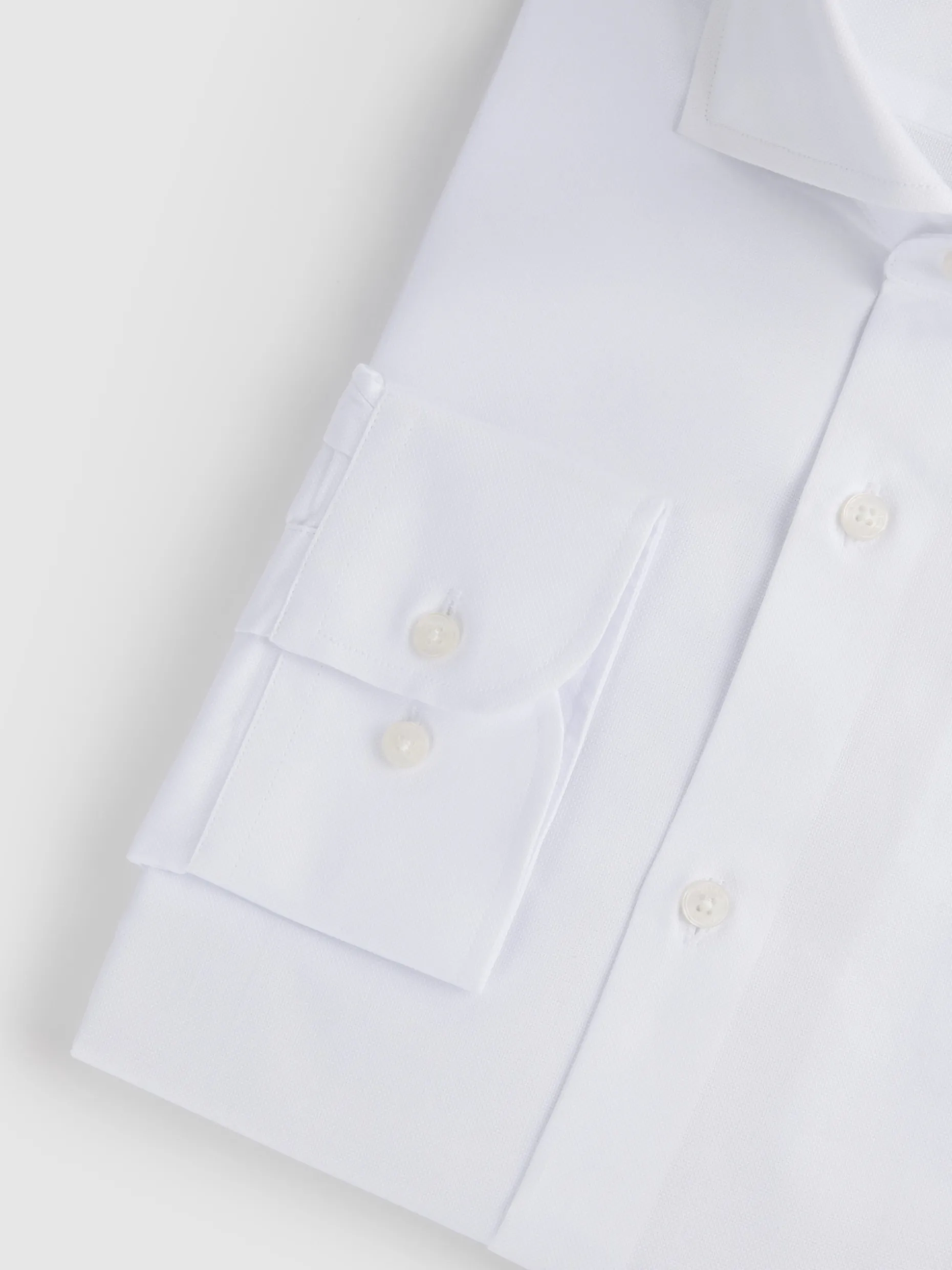 CAMICIA UOMO PREMIUM - DESIGN STRUTTURATO ELEGANTE | LINEA ESSENZIALE DI ALVARO MORENO CON TESSUTO RESPIRABILE E TAGLIO MODERNO - IDEALE PER OCCASIONI FORMALI O LOOK RAFFINATO