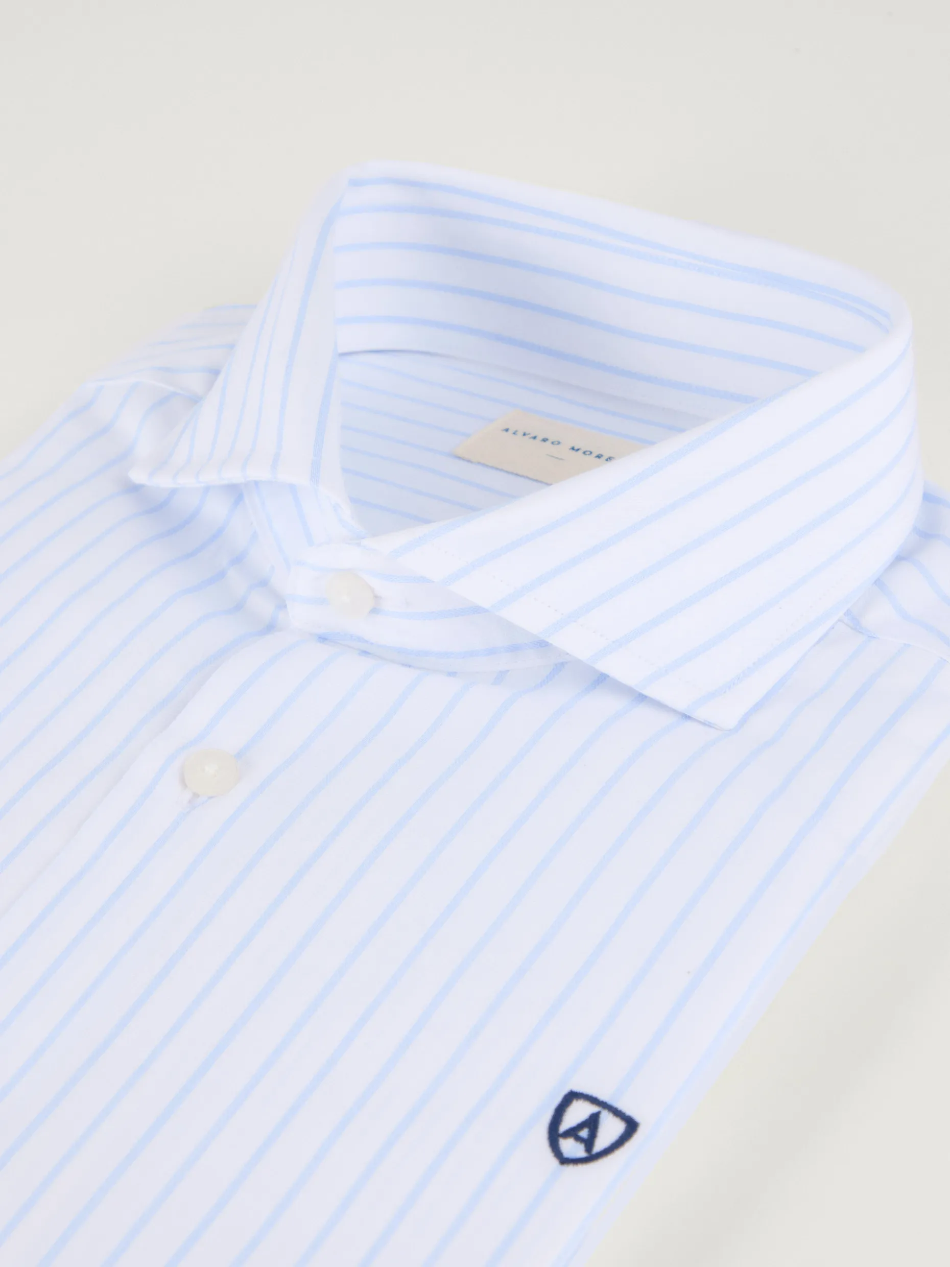 Camicia Uomo Elegante a Righe Alvaro Moreno - Prezzo Conveniente per Uno Stile Classico e Raffinato