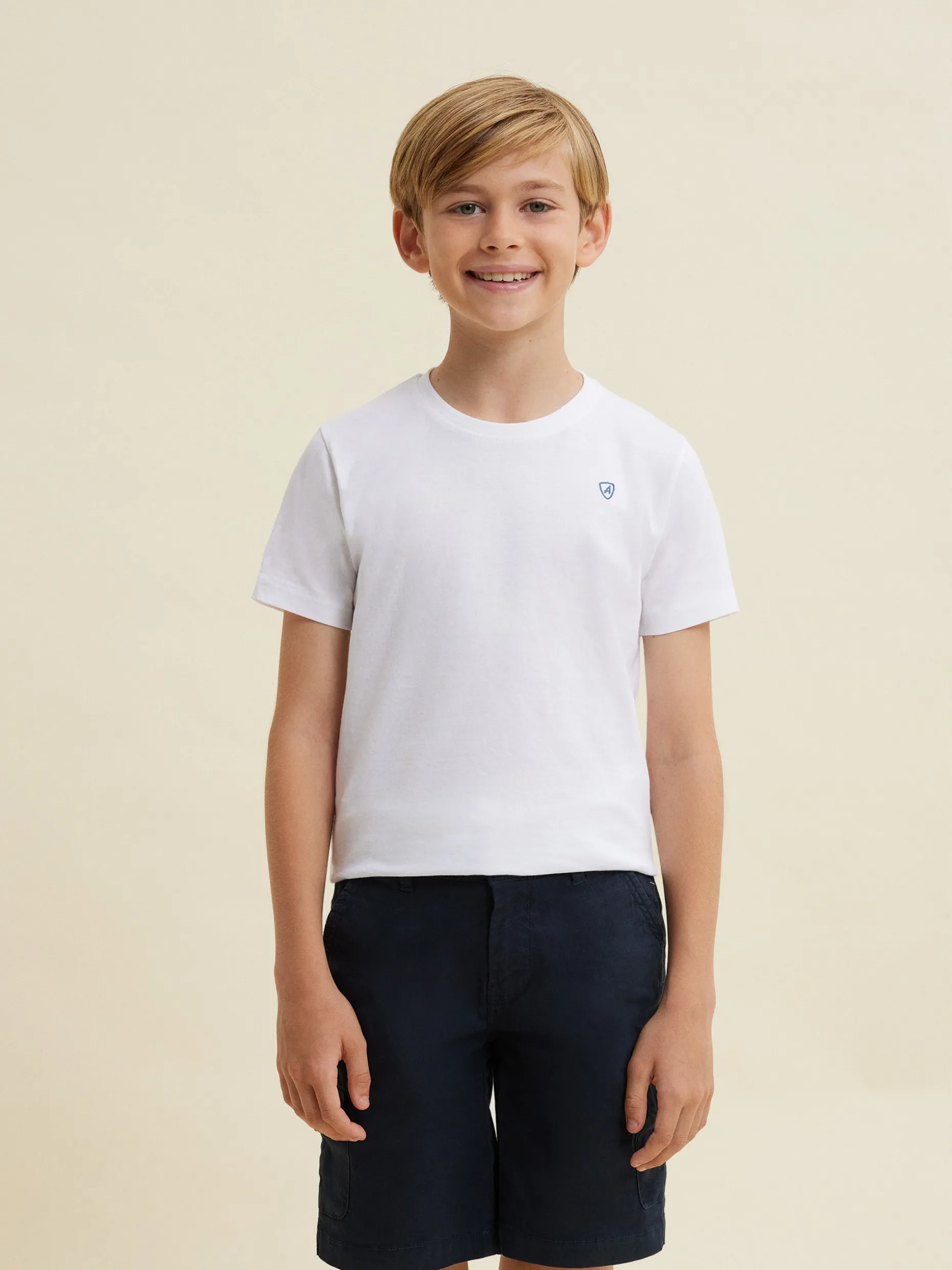 Alvaro Moreno Junior - Maglietta Comoda per Bambini in Cotone Essenziale, Disponibile nel Nostro Outlet!