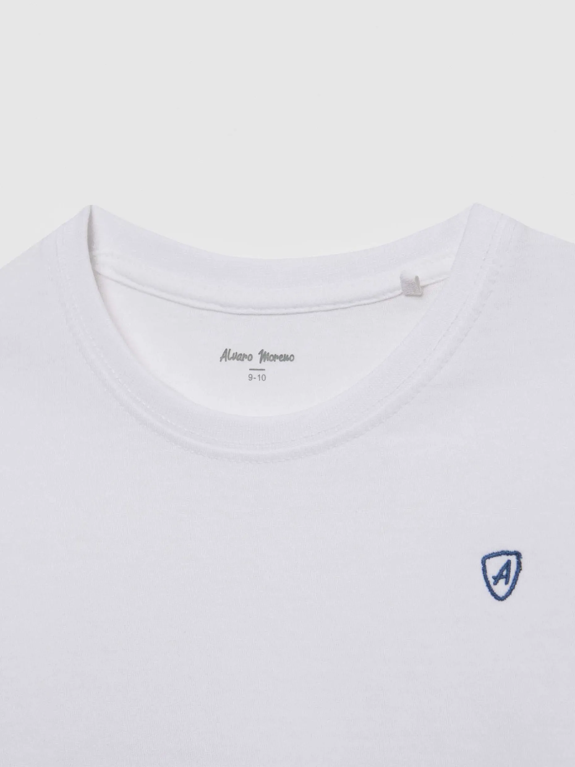 Alvaro Moreno Junior - Maglietta Comoda per Bambini in Cotone Essenziale, Disponibile nel Nostro Outlet!