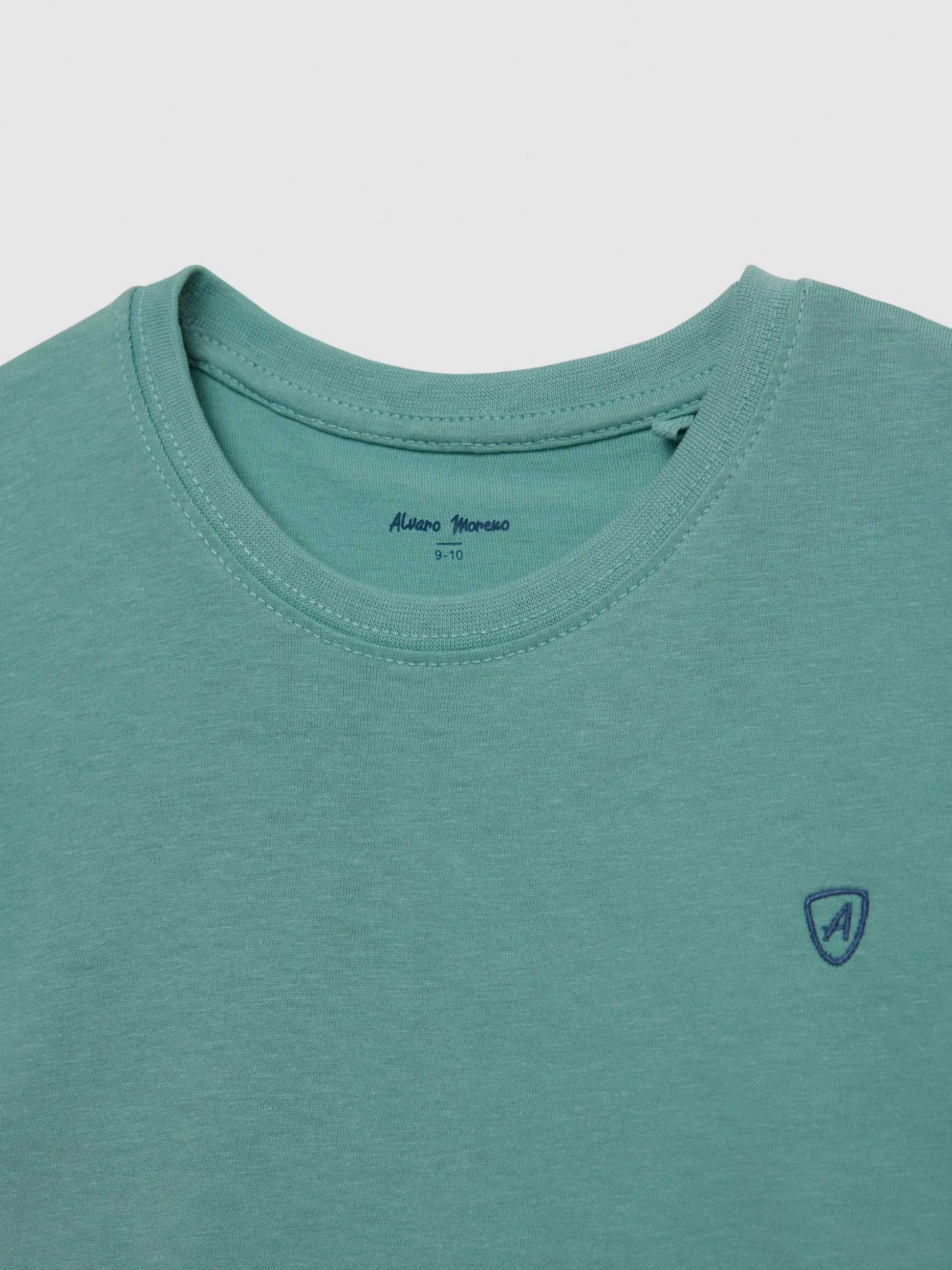 Maglietta Essential Unisex per Ragazzi - Cotone Morbido Stilizzata da Alvaro Moreno
Comoda Maglietta in Cotone per Bambini | Design Minimalista di Alvaro Moreno
T-Shirt Giornaliera per Giovani - Collezione Base Firmata Alvaro Moreno
Maglietta Junior Comoda - Linea Essentials di Alvaro Moreno
T-Shirt Basic Bambini in Cotone Organico - Creazione Esclusiva Alvaro Moreno
Magliettina Unisex Ragazzini - Stile Pulito & Confortevole | Alvaro Moreno
Top Basic per Infanzia - Design Funzionale Alvaro Moreno
T-Shirt Minimal per Bambini - Morbido Cotone & Taglio Moderno Alvaro Moreno
Maglietta Essenziale Ragazzi - Collezione Prêt-à-porter Alvaro Moreno
T-Shirt Comoda per Giovani - Linea Casual di Alvaro Moreno