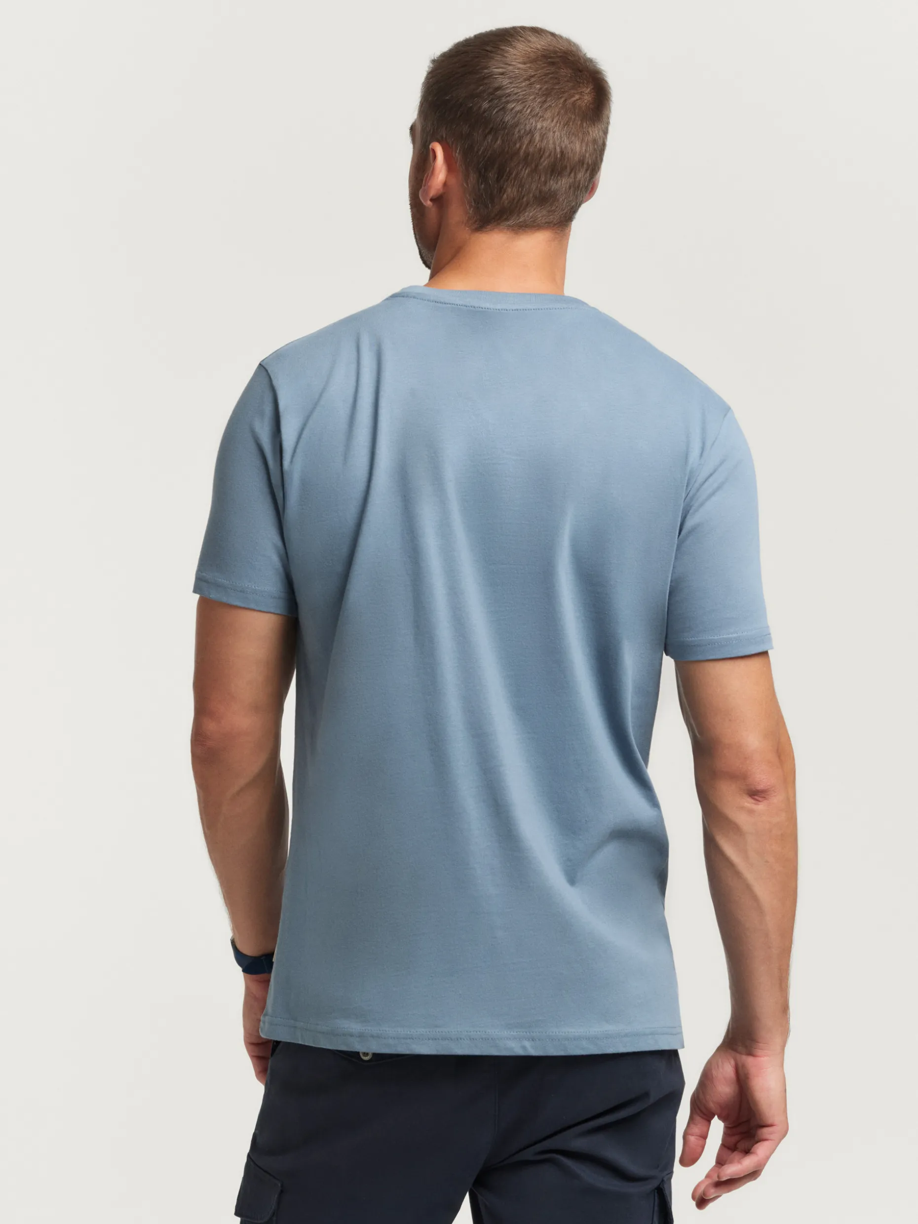 Maglietta Unisex in Cotone Essenziale - Collezione Autunno 2023 | Negozio Alvaro Moreno