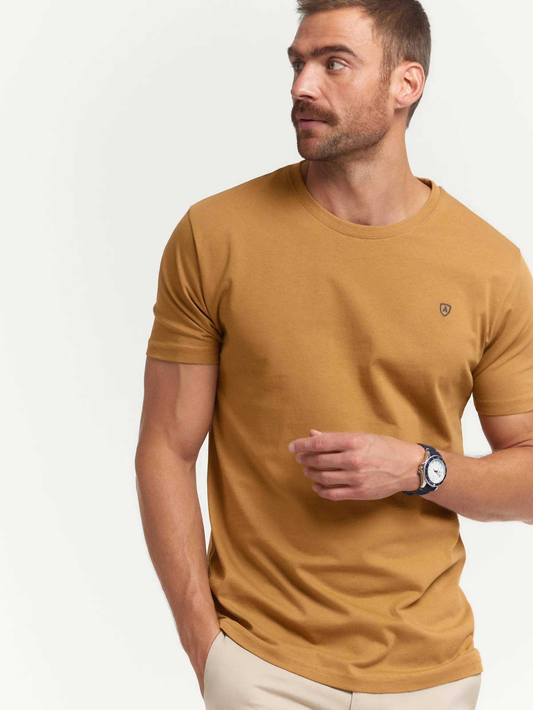 Álvaro Moreno Maglietta Essenziale Uomo - Design Minimalista, Comfort Ottimale | Top Scelta Autunno/Inverno 2024
