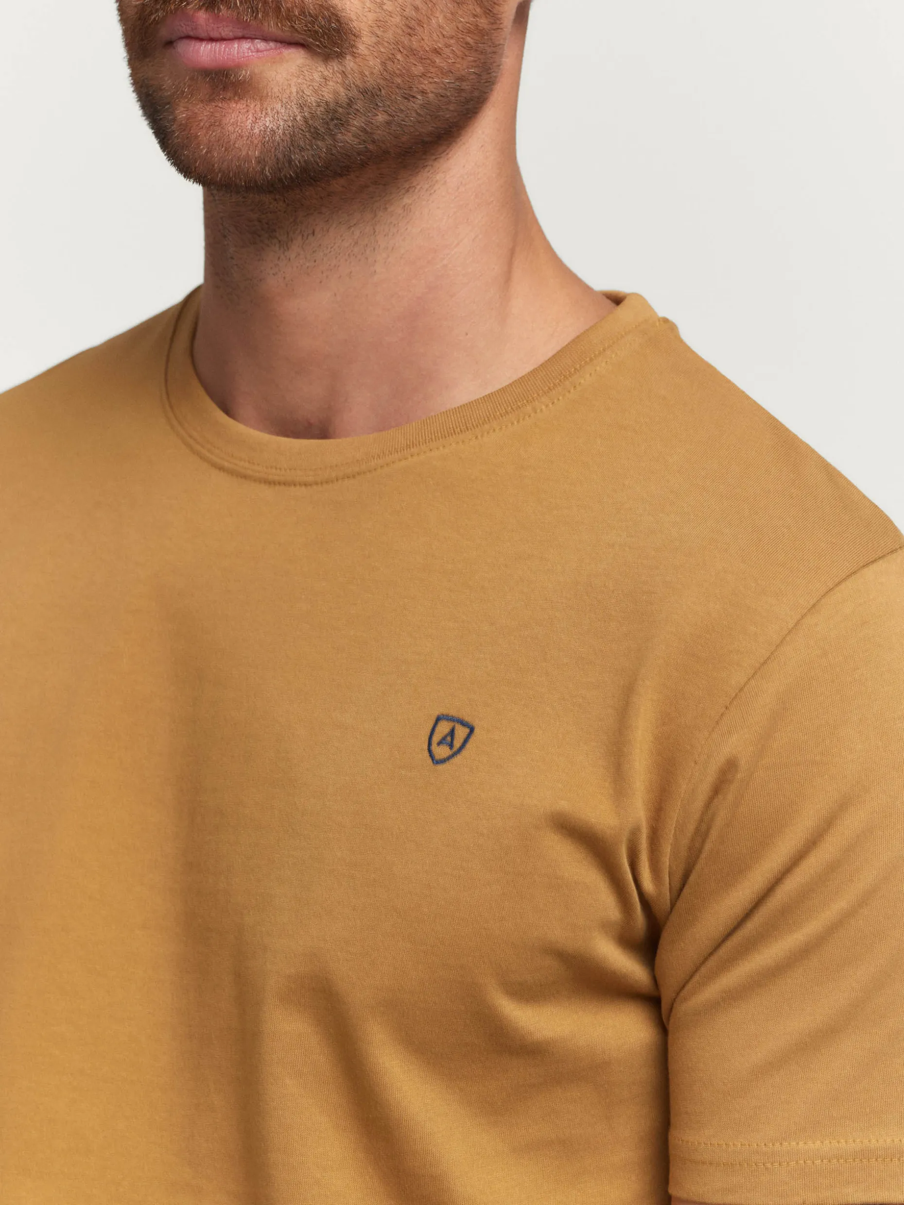 Álvaro Moreno Maglietta Essenziale Uomo - Design Minimalista, Comfort Ottimale | Top Scelta Autunno/Inverno 2024