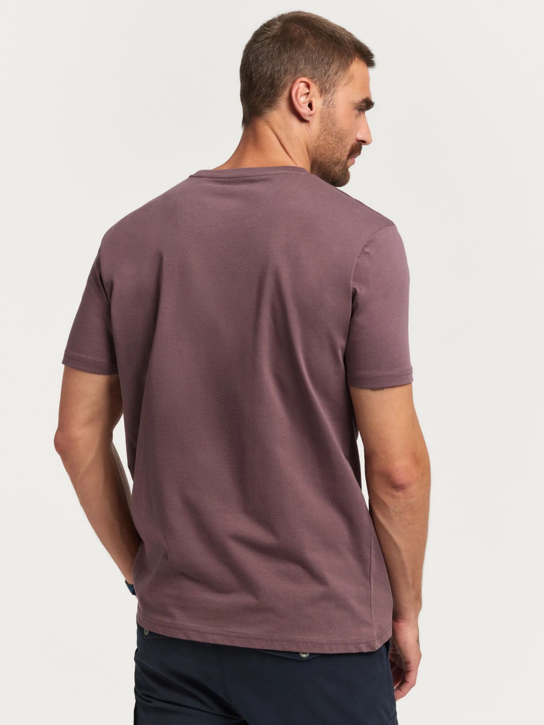 ALVARO MORENO MAGLIA ESSENZIALE - CONFORTEVOLE E VERSATILE A PREZZO COMPETITIVO
