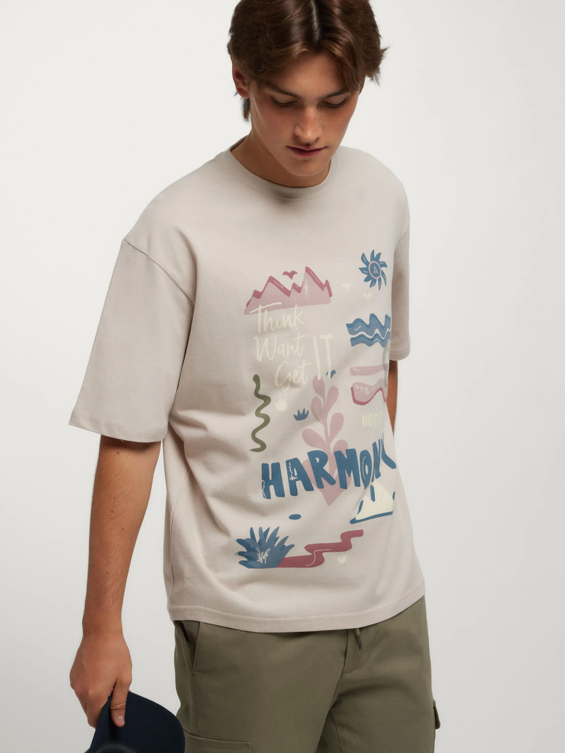 Maglietta Armonia Design - Collezione Ufficiale Alvaro Moreno, T-shirt Casual Elegante con Stampa Artistica Unisex Primavera 2024