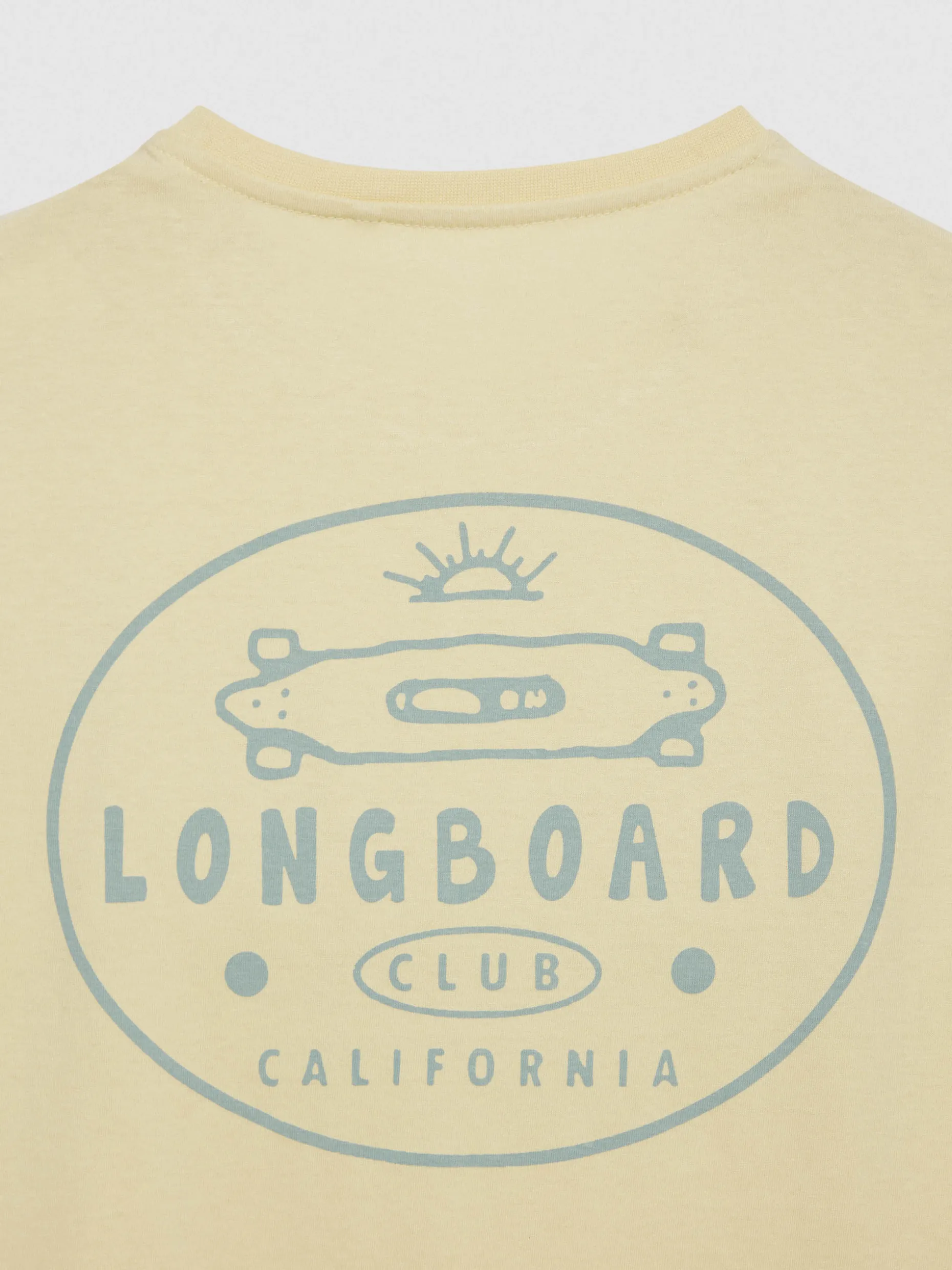 Alvaro Moreno Collection: Maglietta Premium Longboard con Grafica per Appassionati di Surf e Skate - Stampa Durevole e Design Unisex Da Uomo - Shop Ufficiale