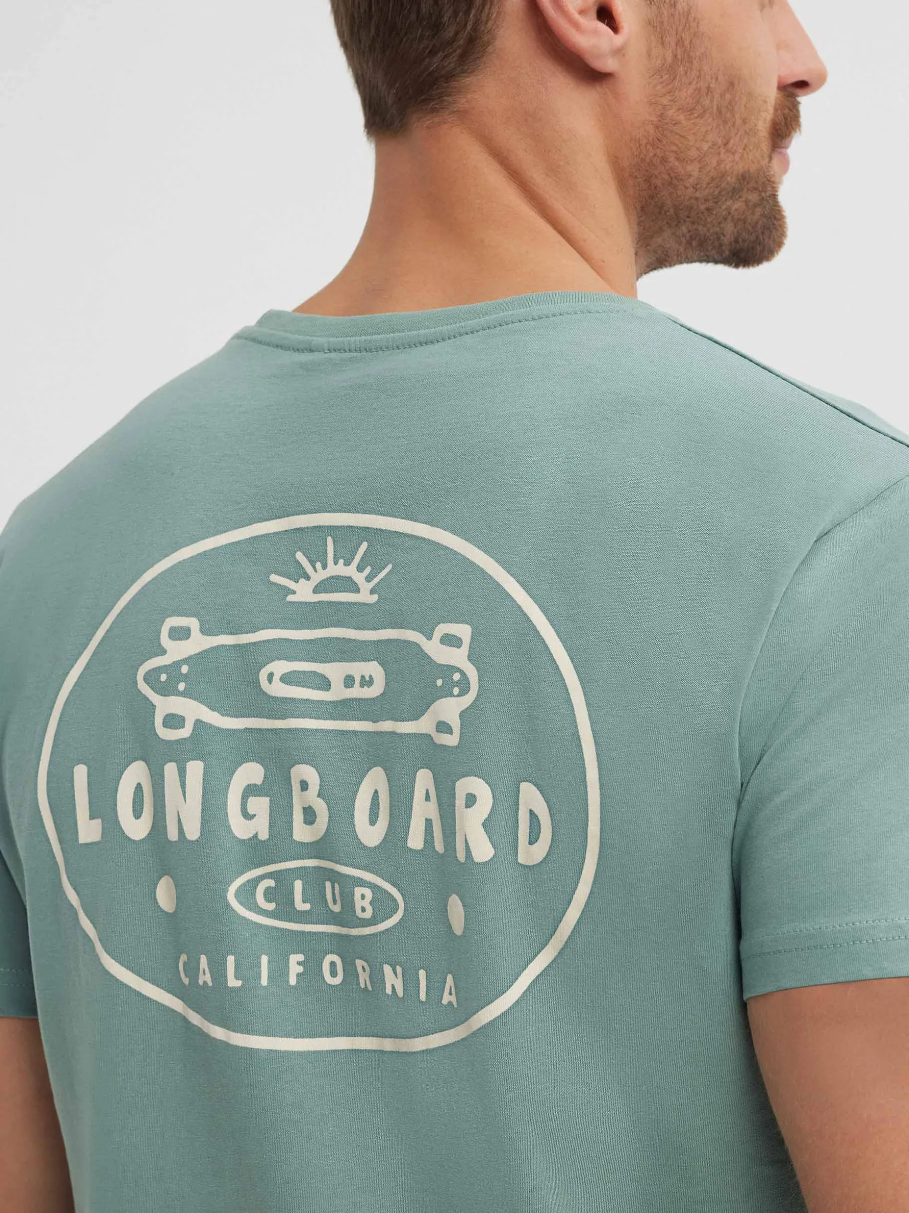 Alvaro Moreno Online – Maglietta Longboard da Skate: Edizione Esclusiva per Stile Personalizzato