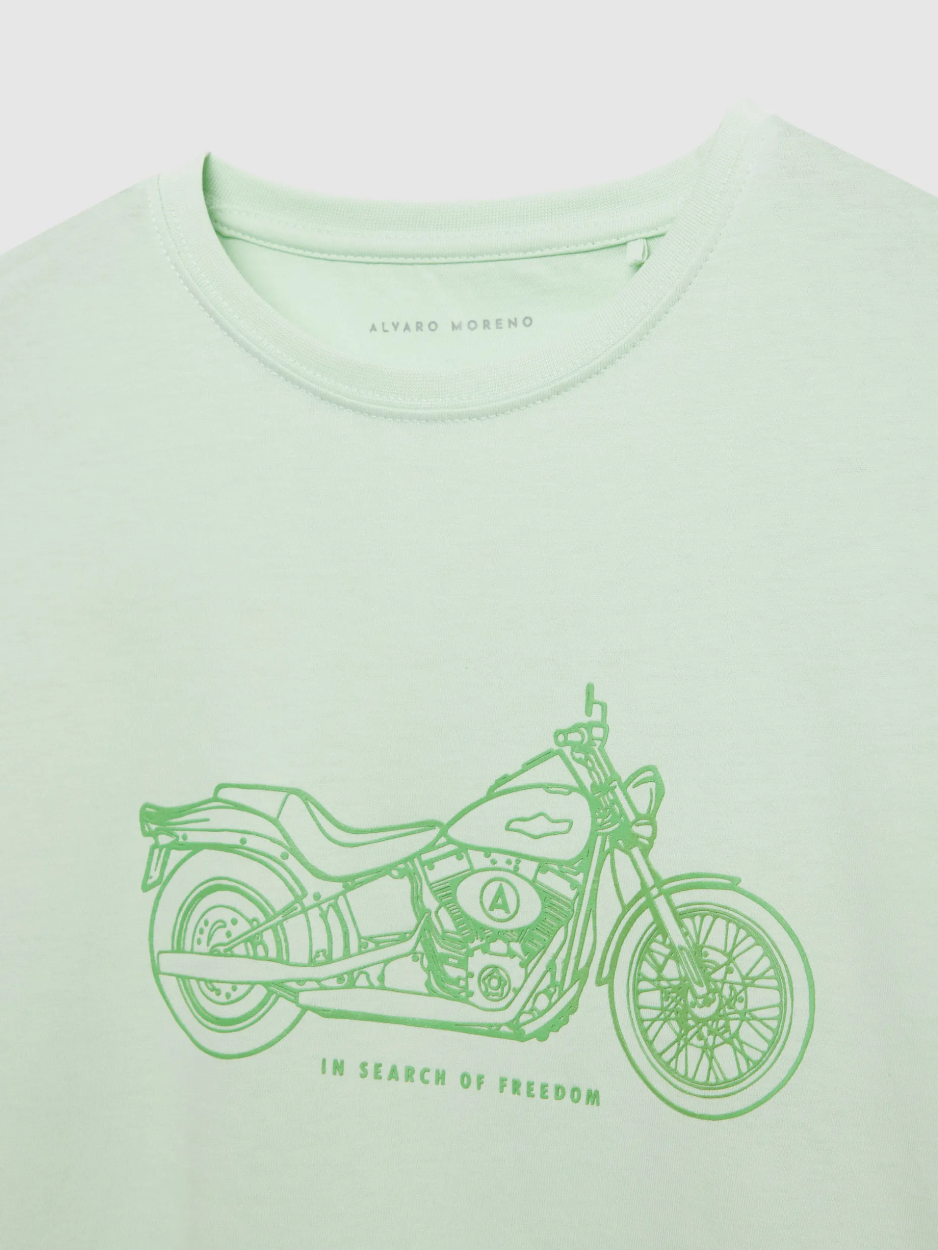 Maglietta Moto Design Esclusivo Alvaro Moreno - Nuova Collezione 2024 con Stile Urbano e Grafica Vintage per Uomo Donna Unisex