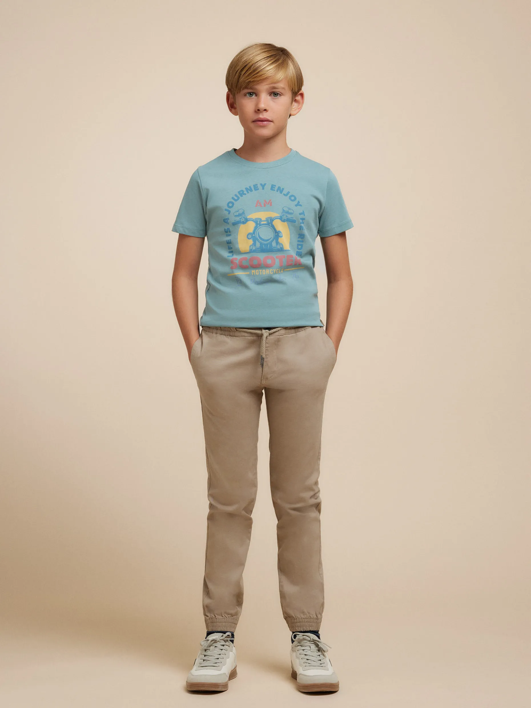 Alvaro Moreno: Maglietta Scooter per Bambini - Offerta Lampo con Stampa Unisex e Design Sportivo | Divertimento in Movimento