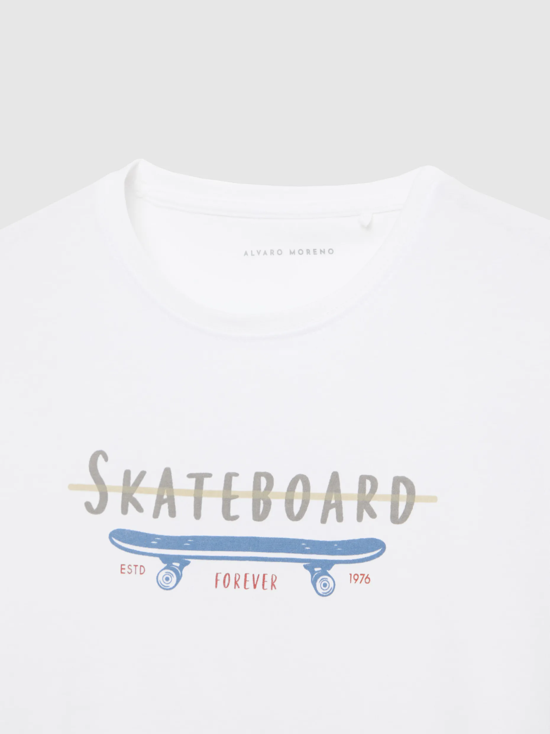 Maglietta Unisex Skate Culture Álvaro Moreno - Edizione Limitata con Sconti Esclusivi