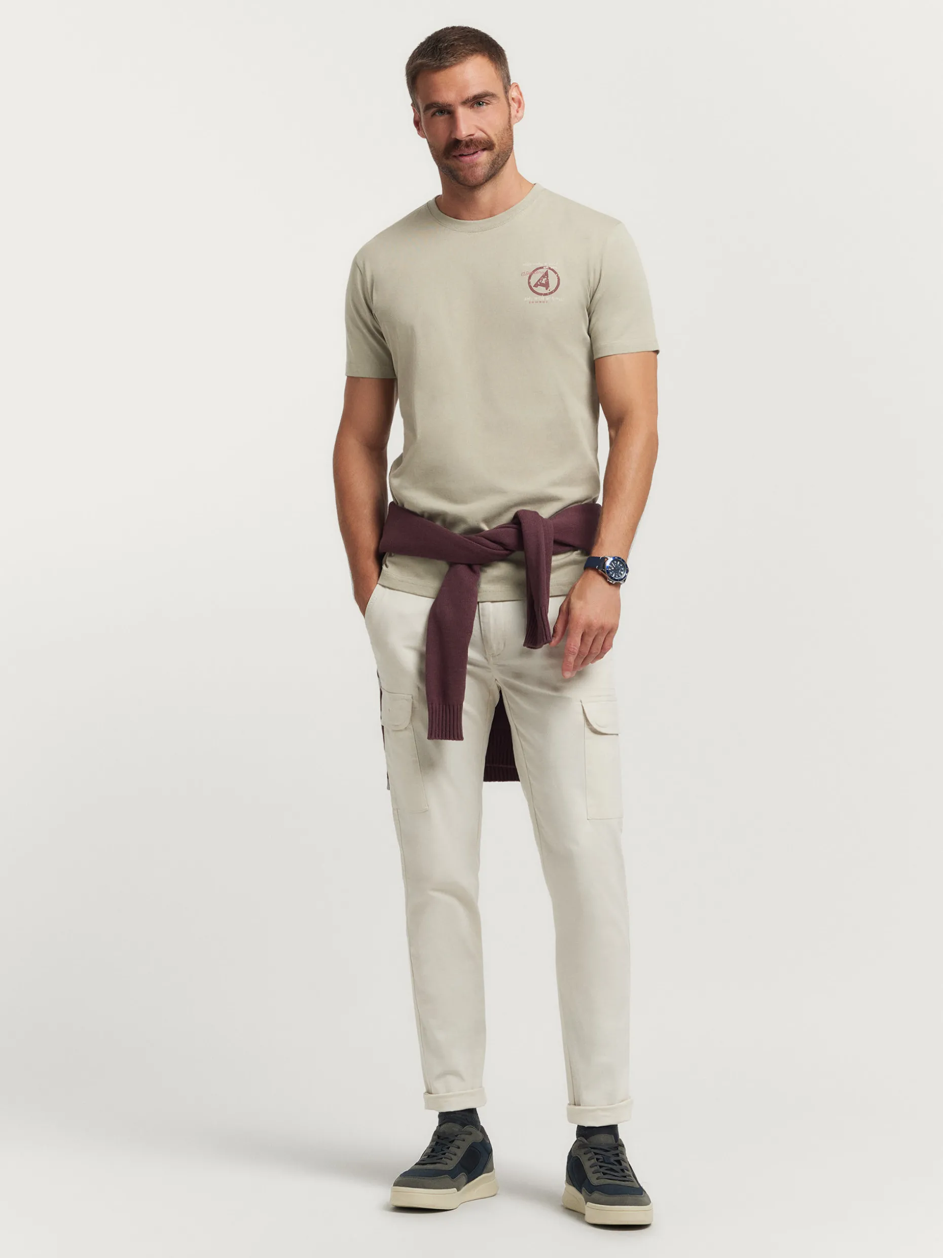 Autentica Maglietta Stile Western con Ricami Originali - Collezione Primavera 2024 di Alvaro Moreno