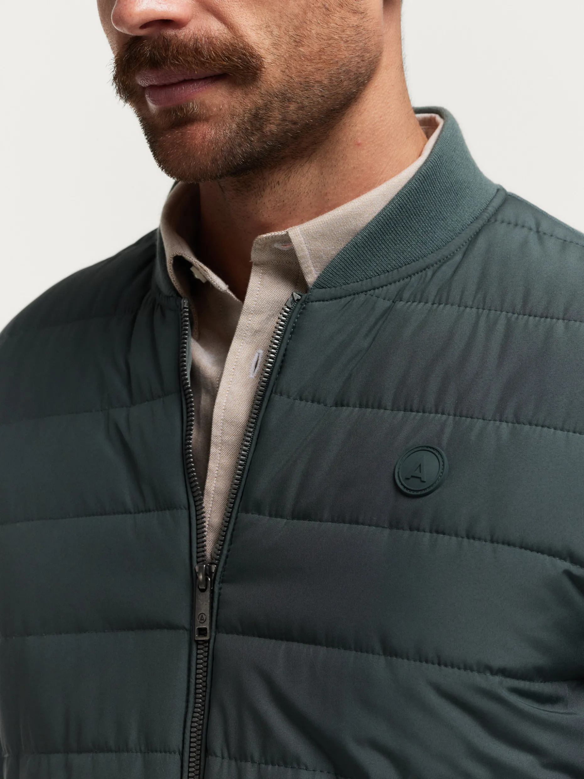 Giacca Cacciatrice in Pelle con Motivi Corno di Cervo - Design Esclusivo di Álvaro Moreno