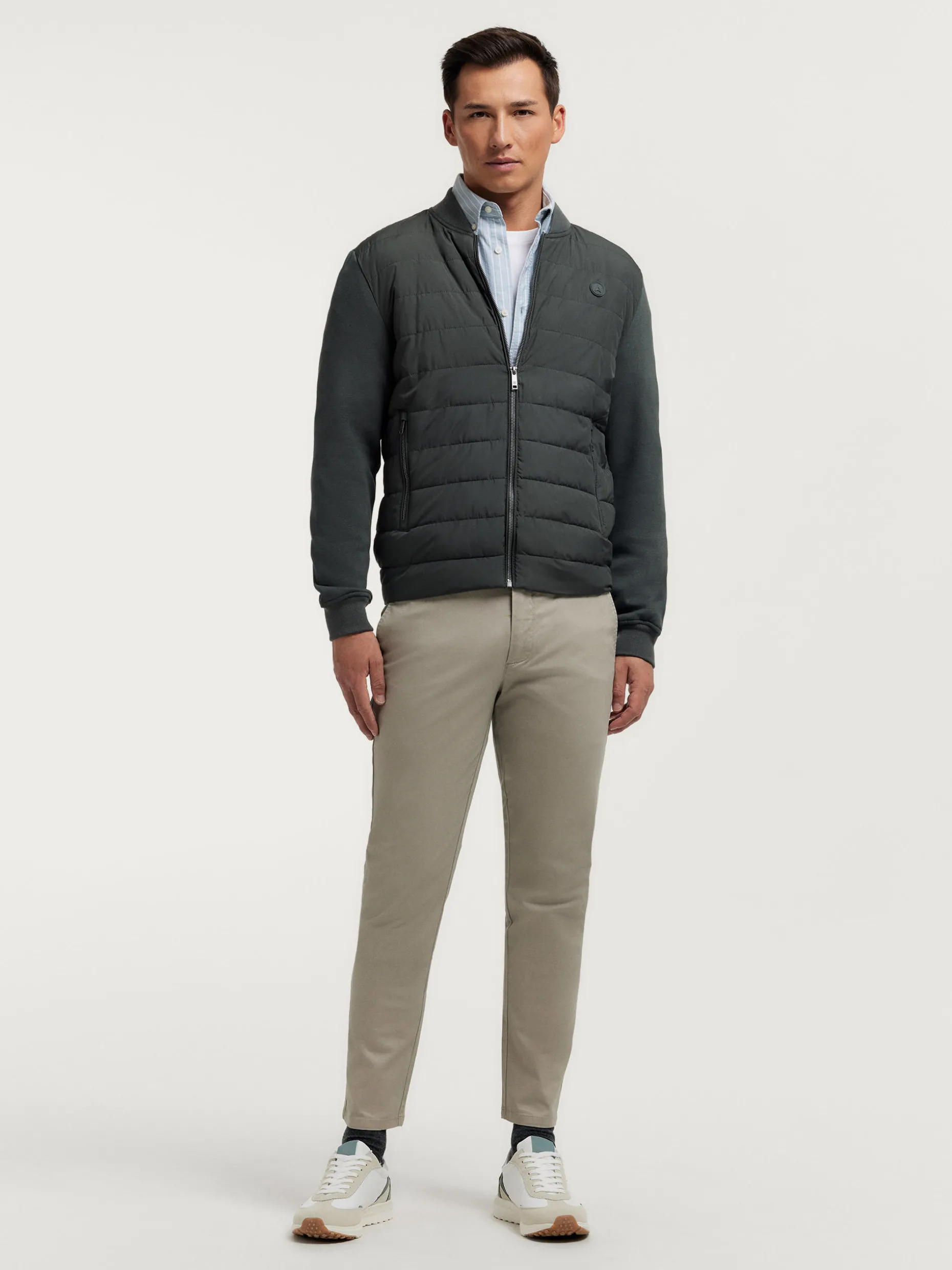 Cappotto Cacciatrice in Pelle con Dettagli Corno - Collezione Autunno/Inverno di Alvaro Moreno