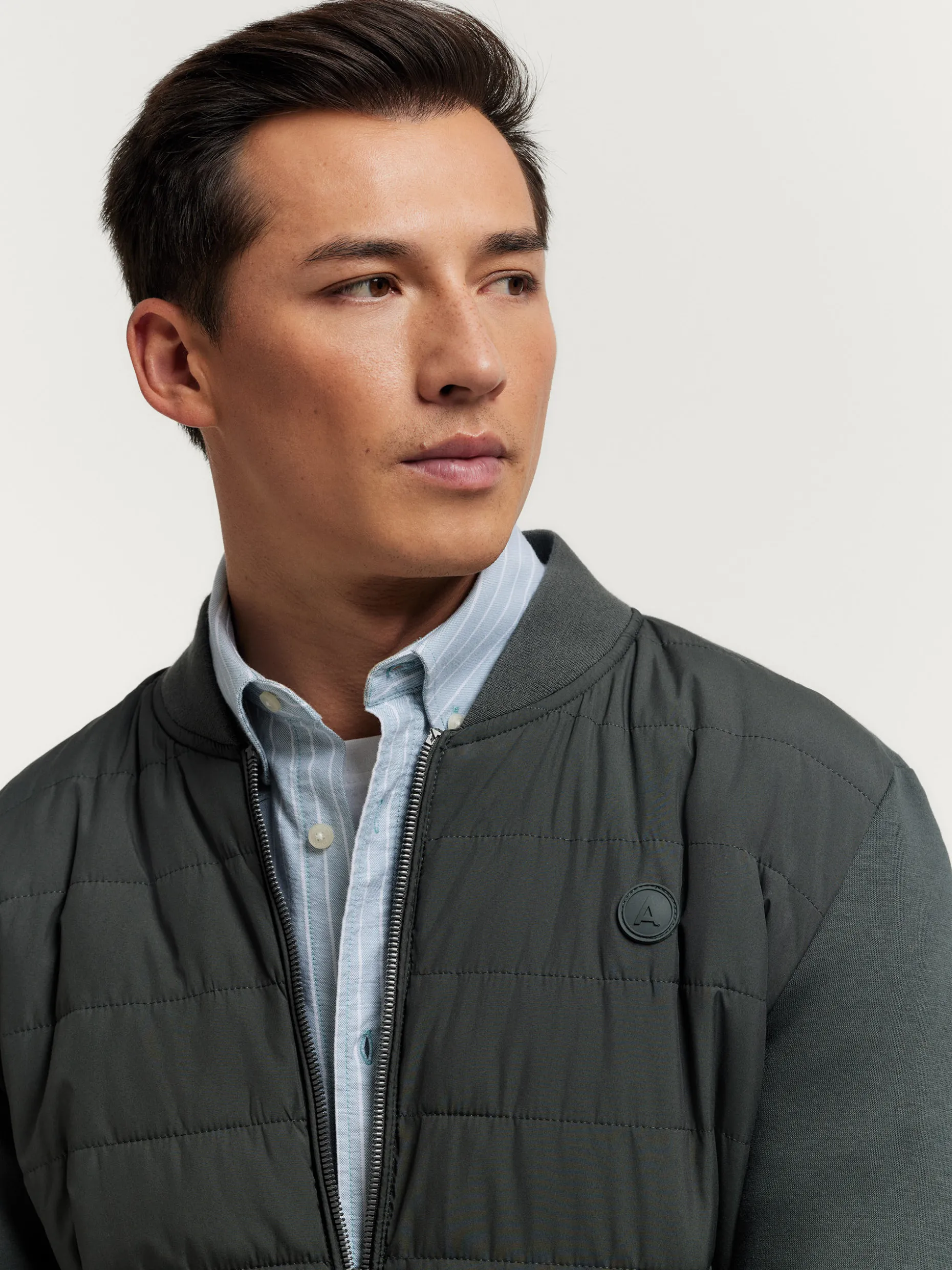 Cappotto Cacciatrice in Pelle con Dettagli Corno - Collezione Autunno/Inverno di Alvaro Moreno