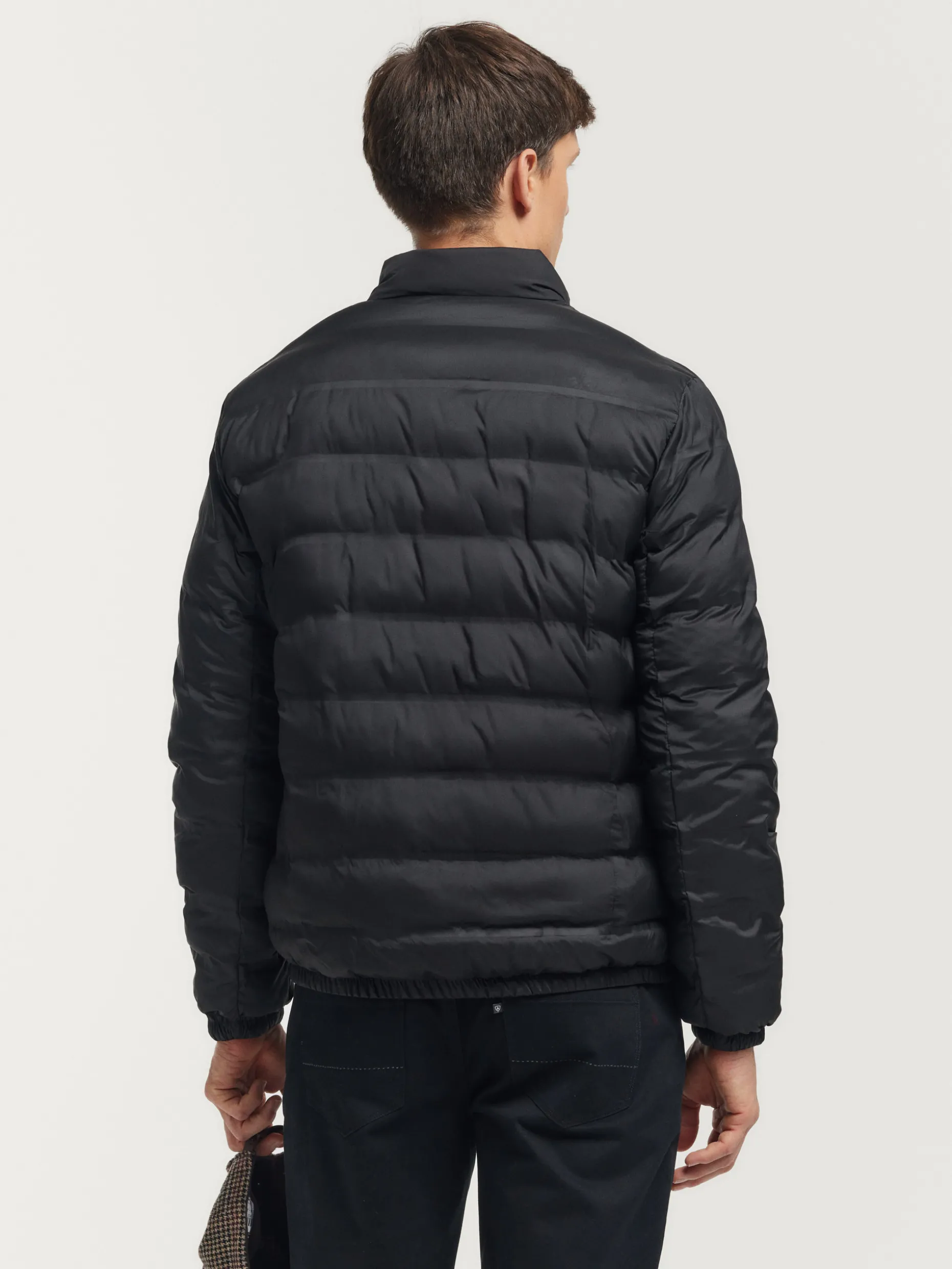 Giacca Cacciatrice Montréal - Collezione Autunno 2023 di Álvaro Moreno | Abbigliamento Premium con Spedizione Diretta 

（：Á，，，）