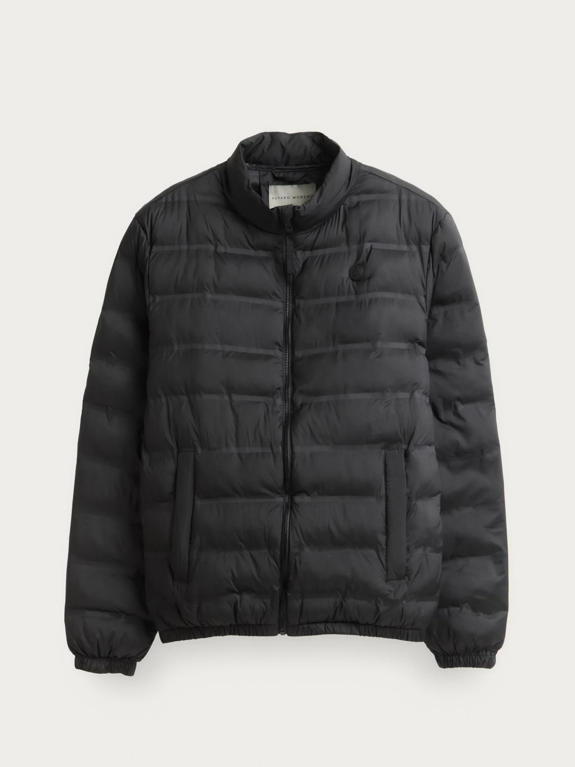 Giacca Cacciatrice Montréal - Collezione Autunno 2023 di Álvaro Moreno | Abbigliamento Premium con Spedizione Diretta 

（：Á，，，）