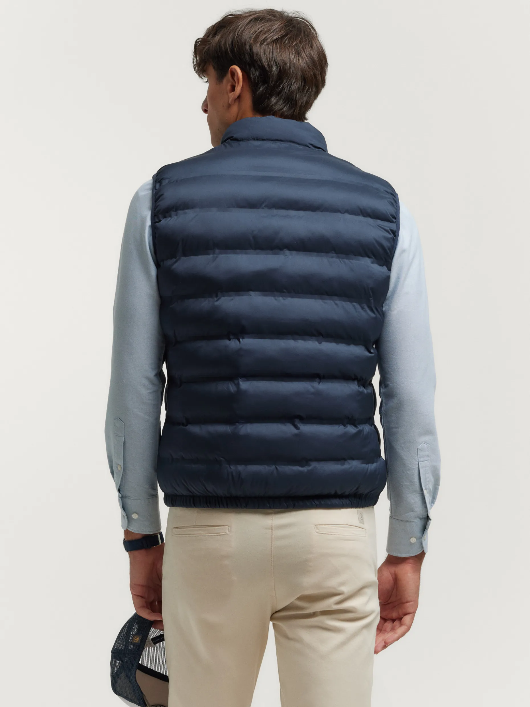 Gilet Dennis di Alvaro Moreno - Prezzo Accessibile con Design Moderno per Uso Quotidiano