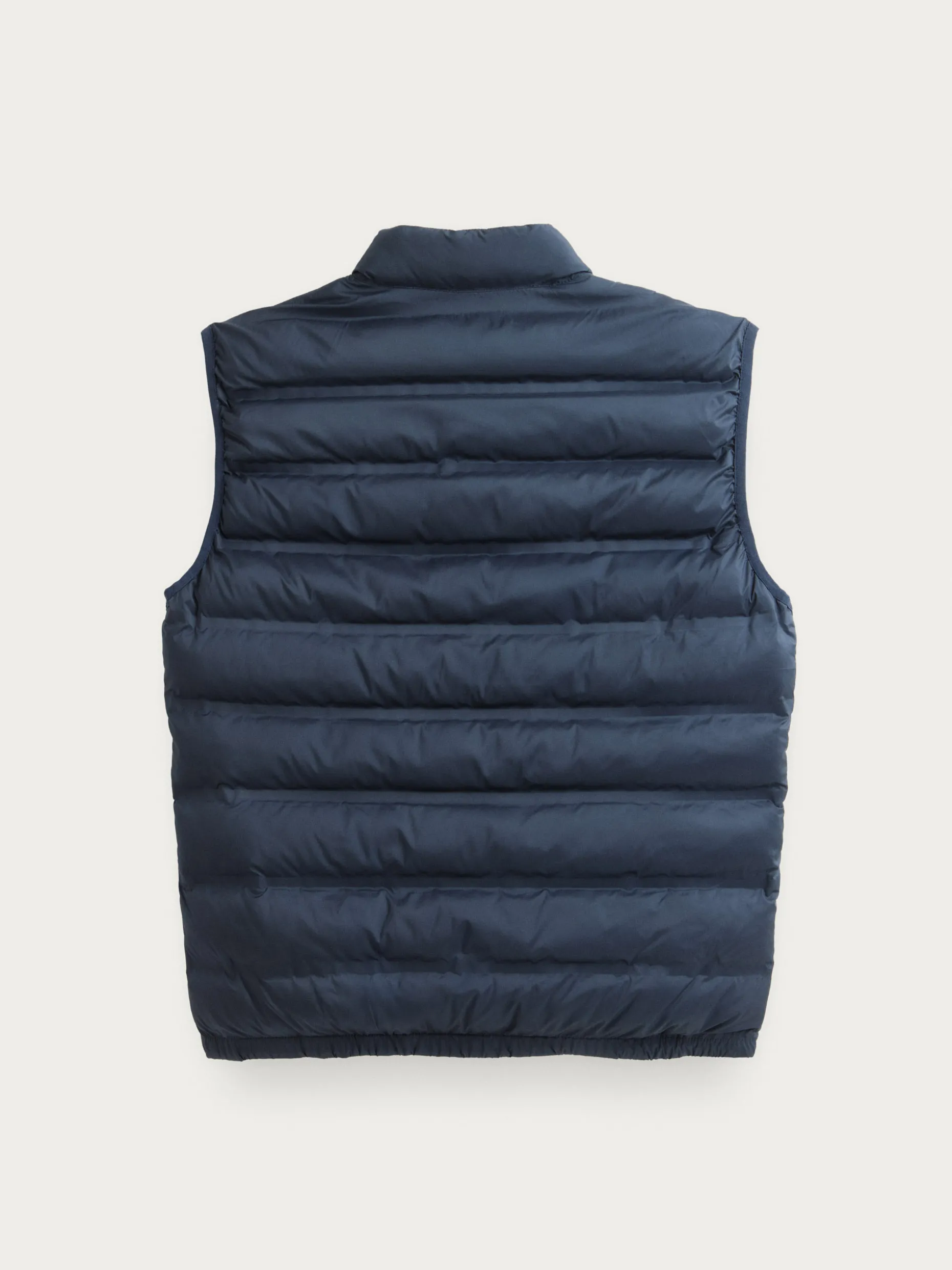 Gilet Dennis di Alvaro Moreno - Prezzo Accessibile con Design Moderno per Uso Quotidiano