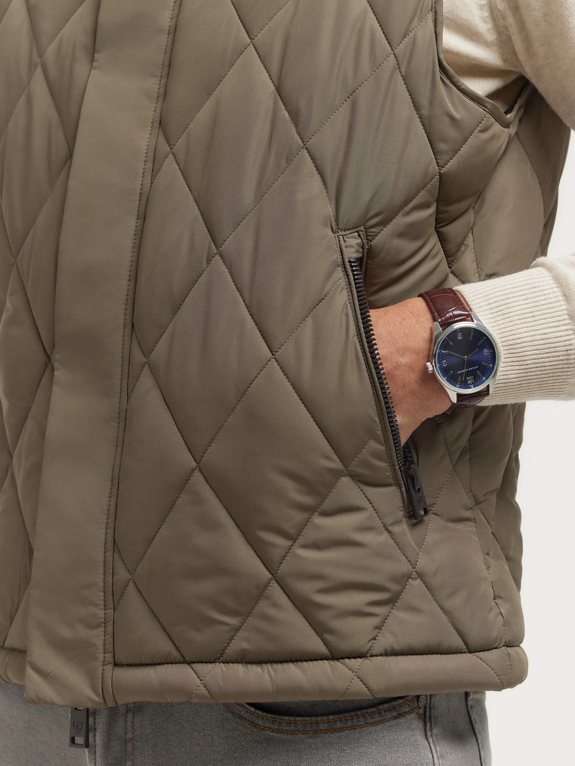 Giubbotto Senza Maniche Draco - Design Esclusivo di Alvaro Moreno | Collezione Moda Autunno/Inverno 2024