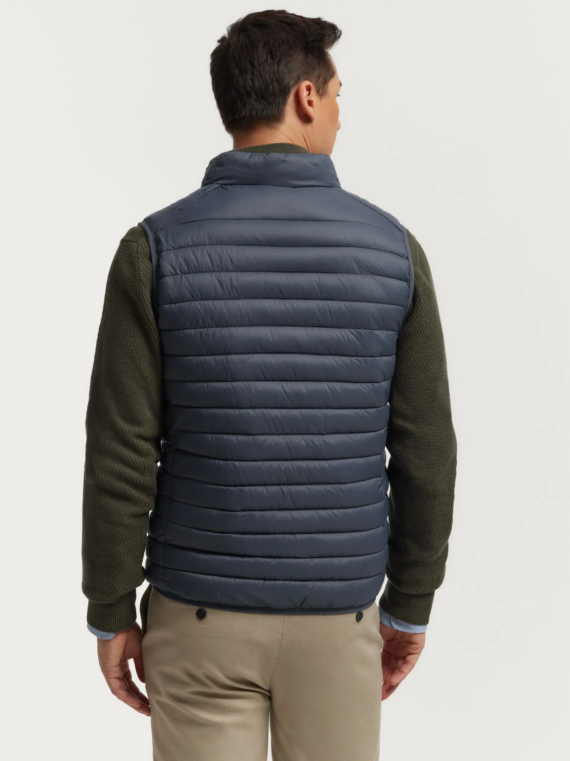 GIUBBOTTO NIRO by Álvaro Moreno - Design Moderno e Stile Audace per Look Impeccabili
